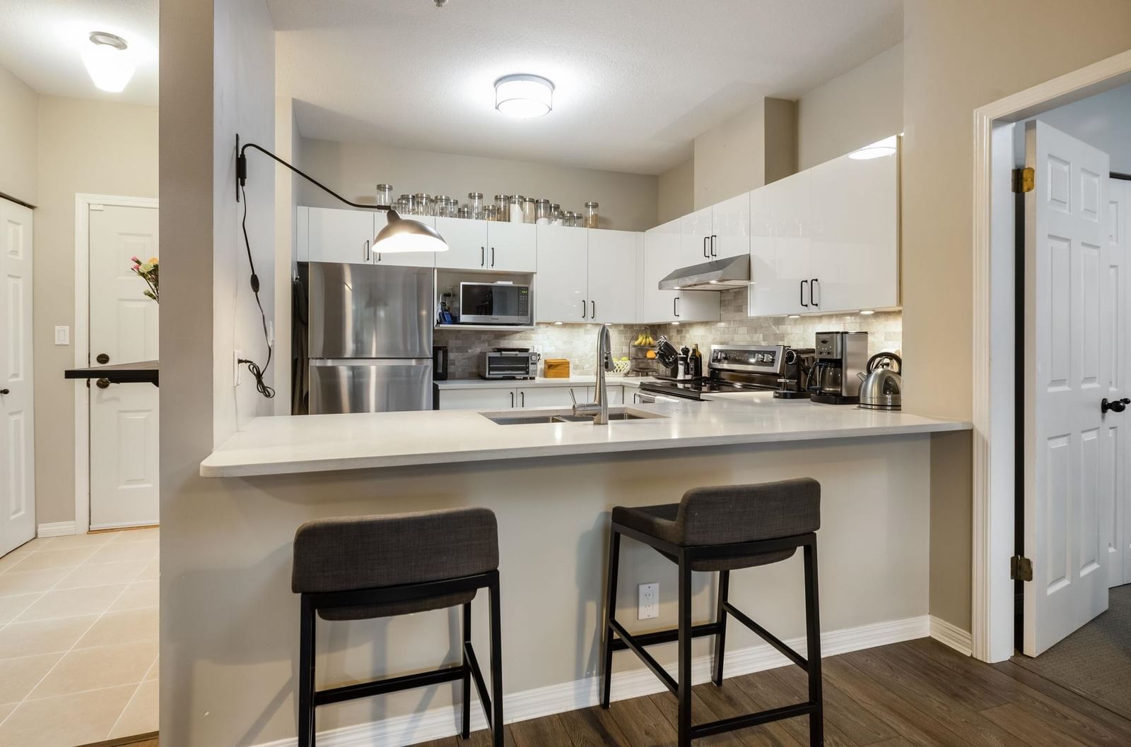 Listing Image 15