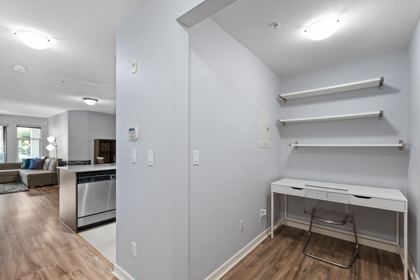 Listing Image 21