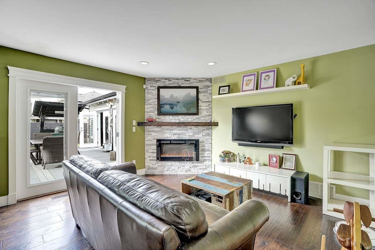 Listing Image 15
