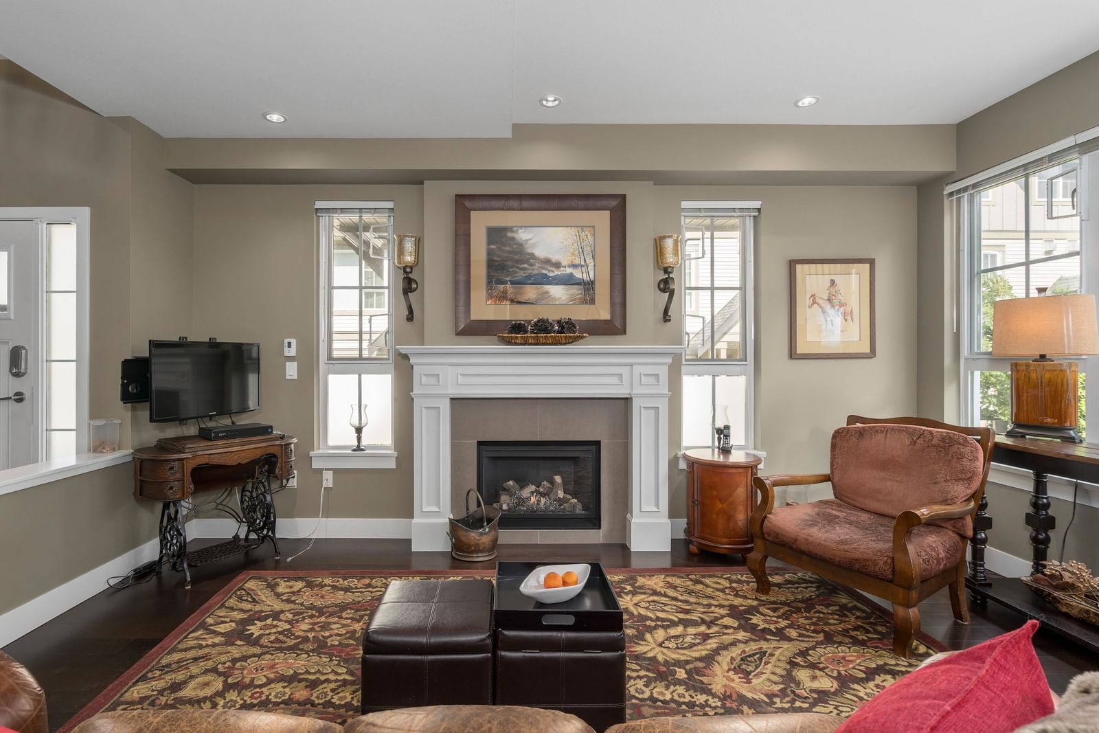 Listing Image 5