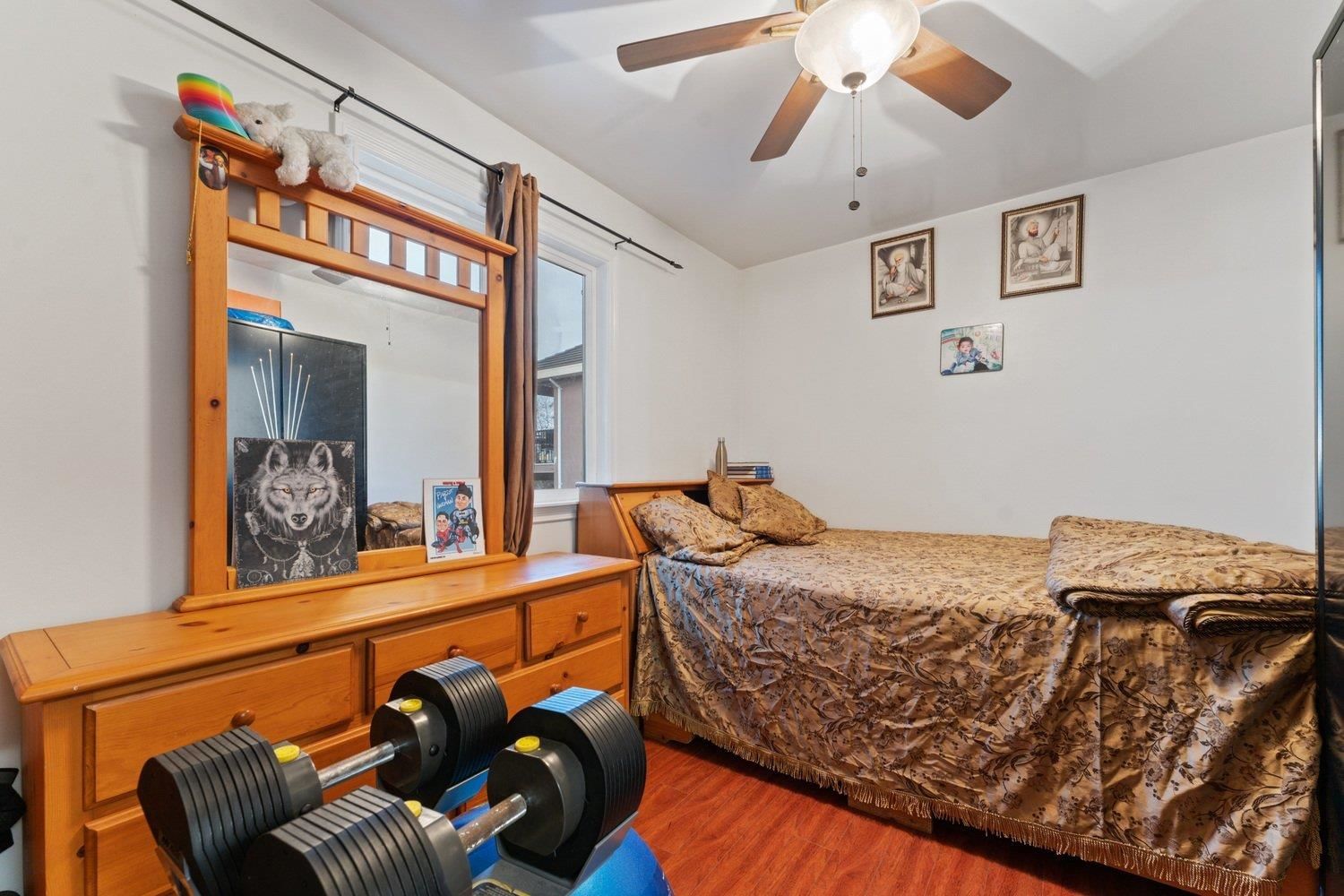 Listing Image 18