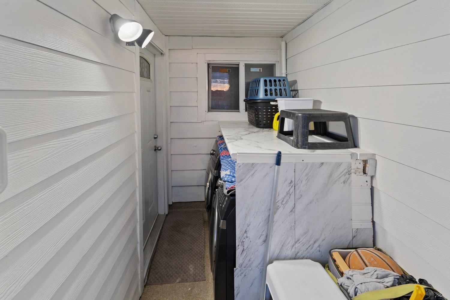 Listing Image 29