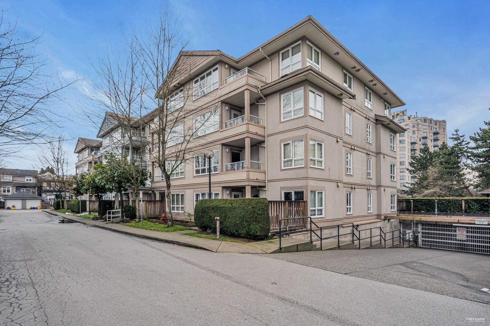 Listing Image 18