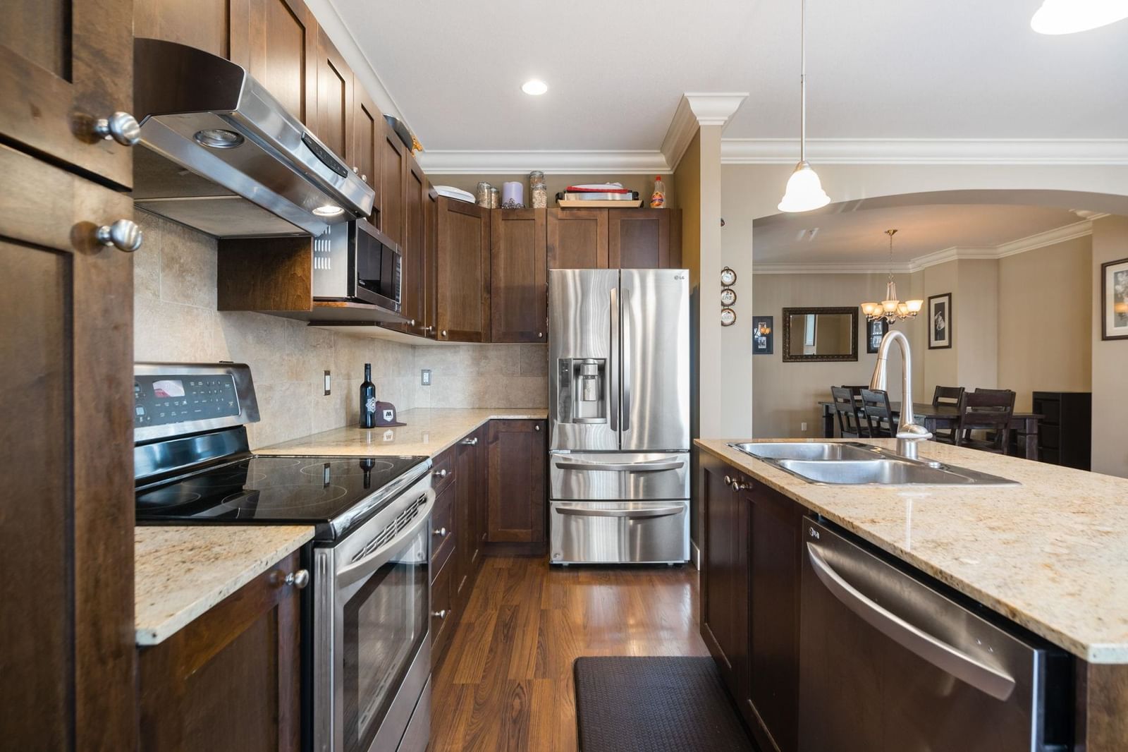 Listing Image 15