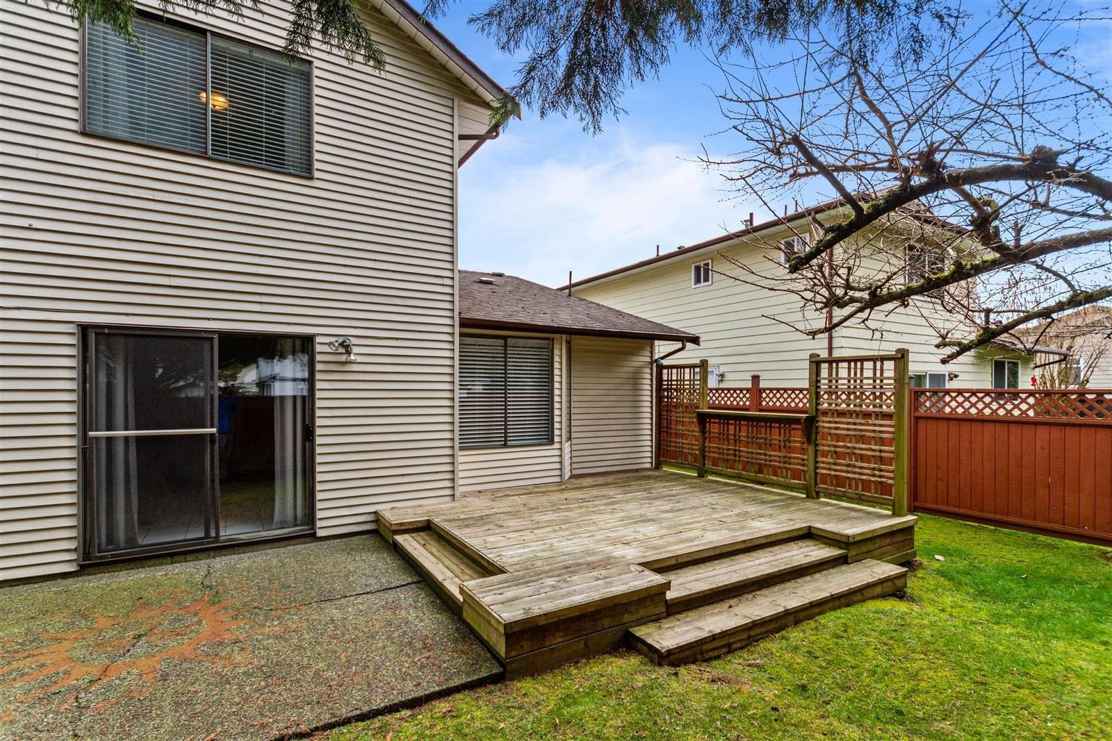 Listing Image 8
