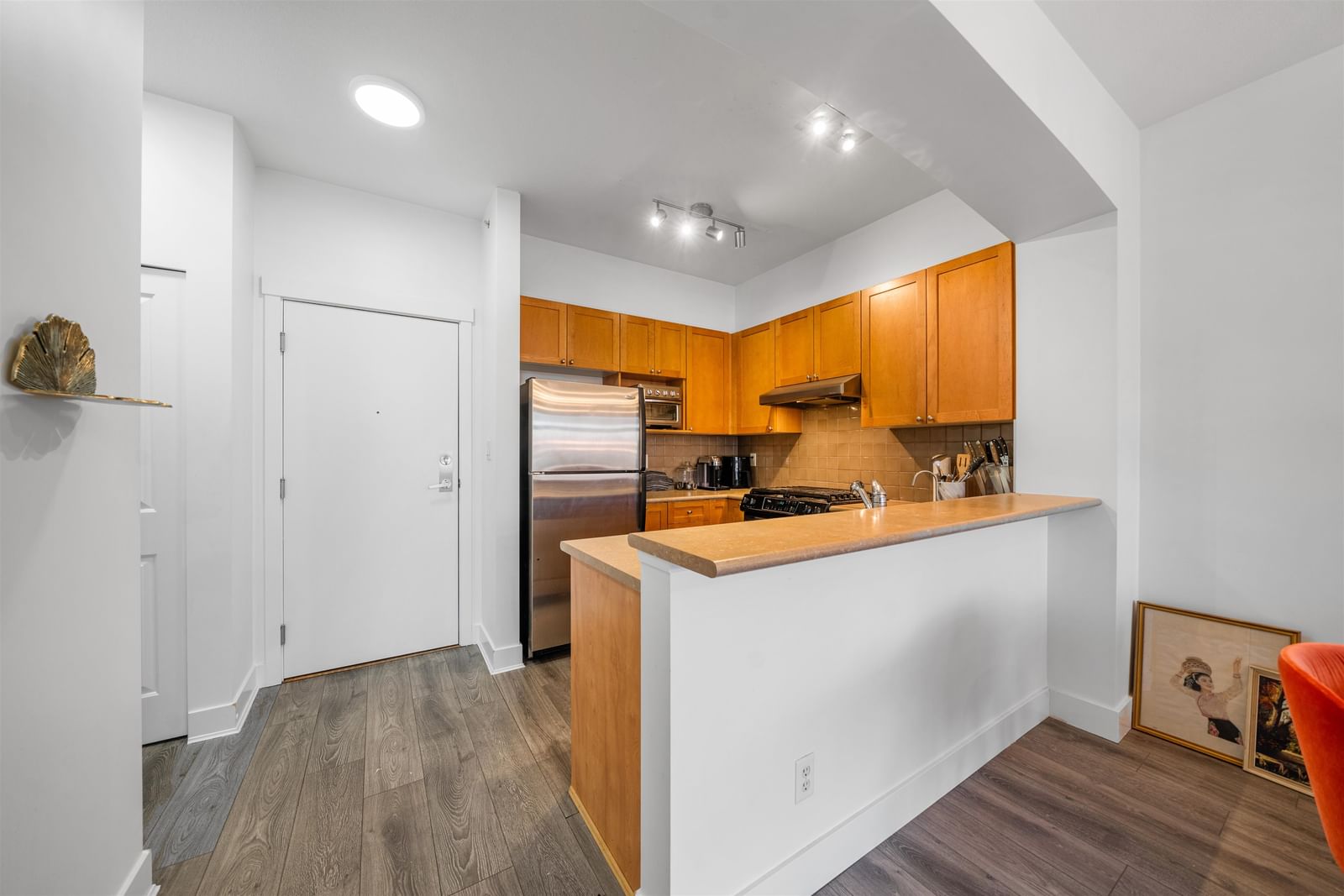 Listing Image 13