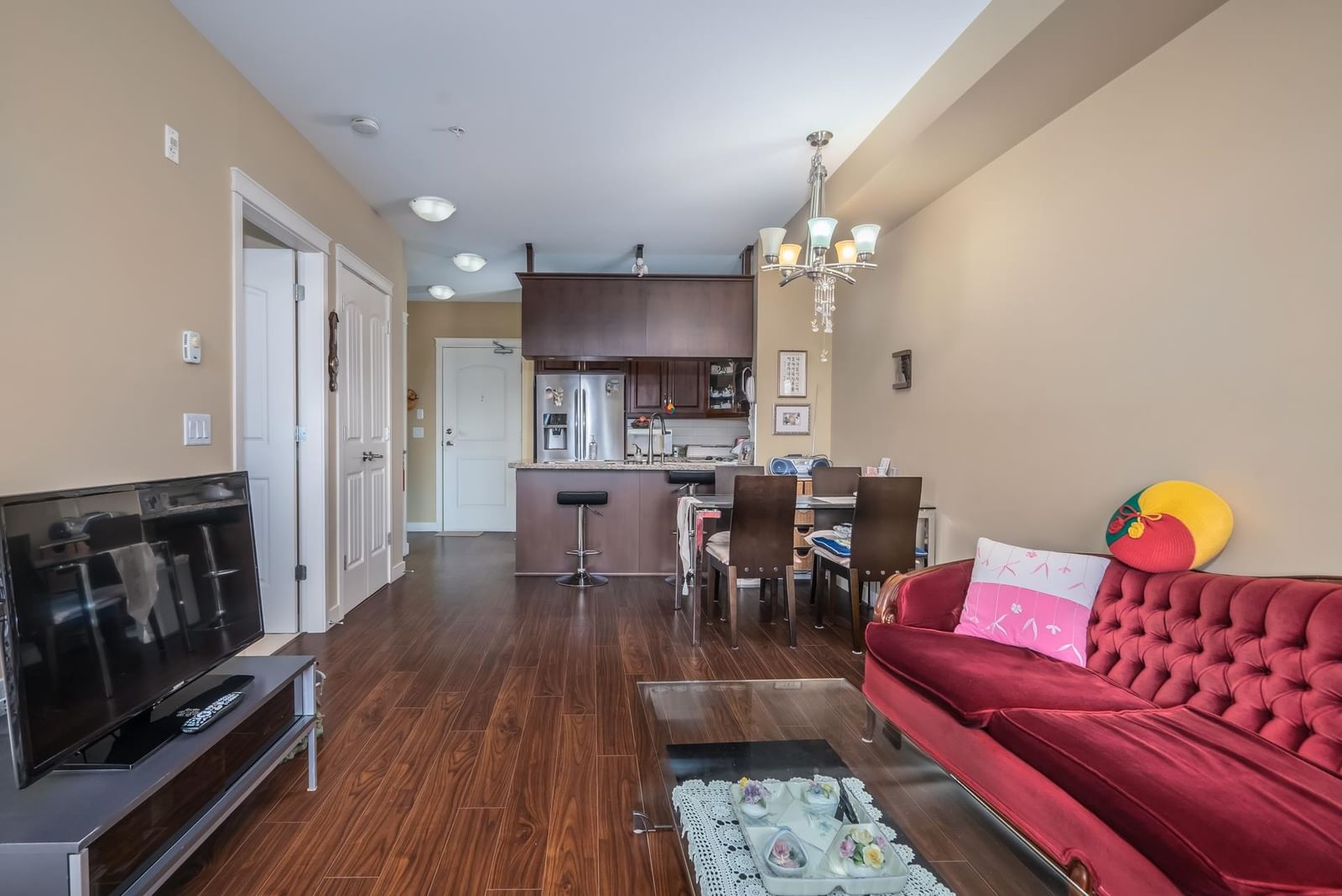 Listing Image 9