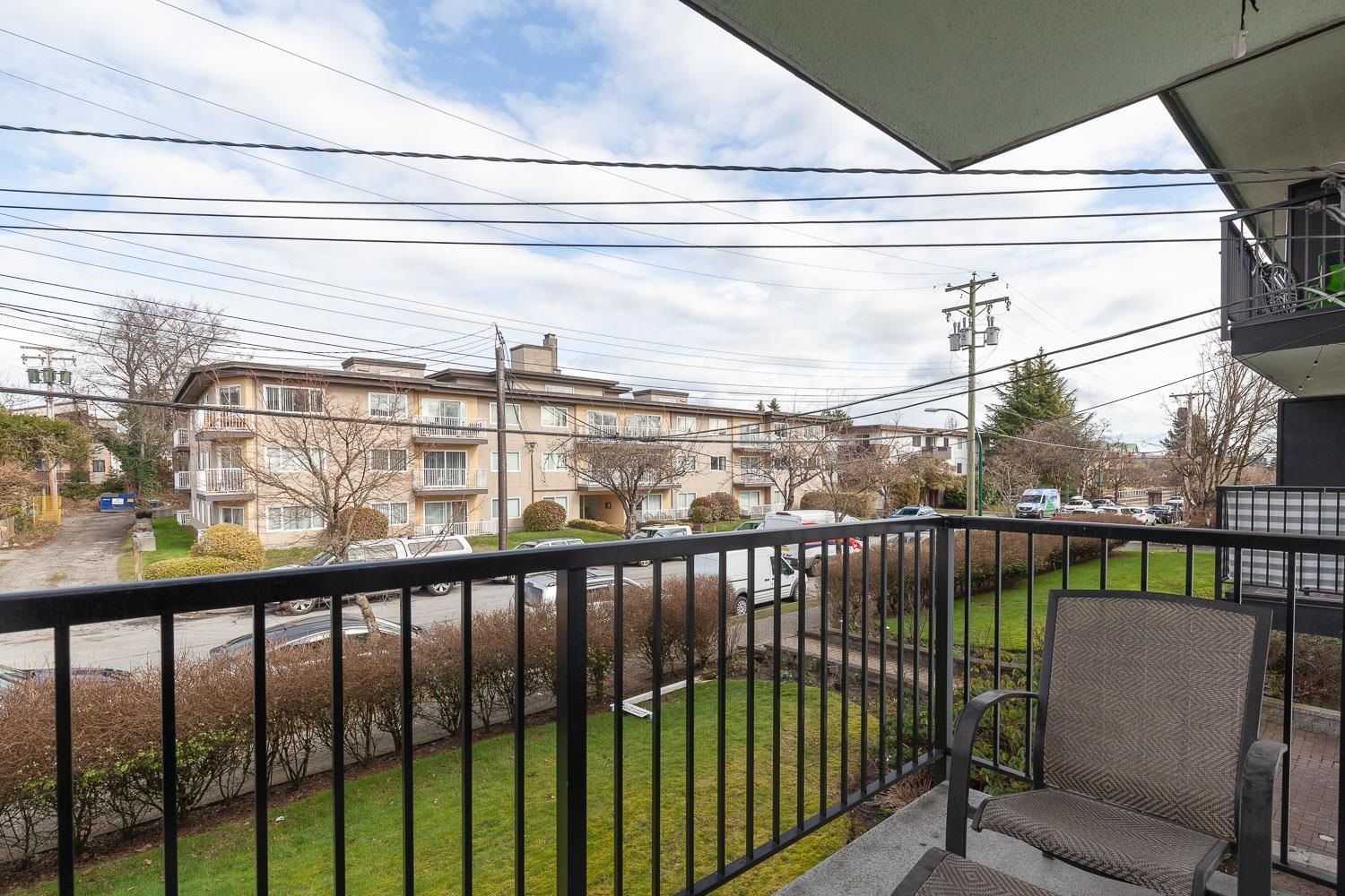 Listing Image 17