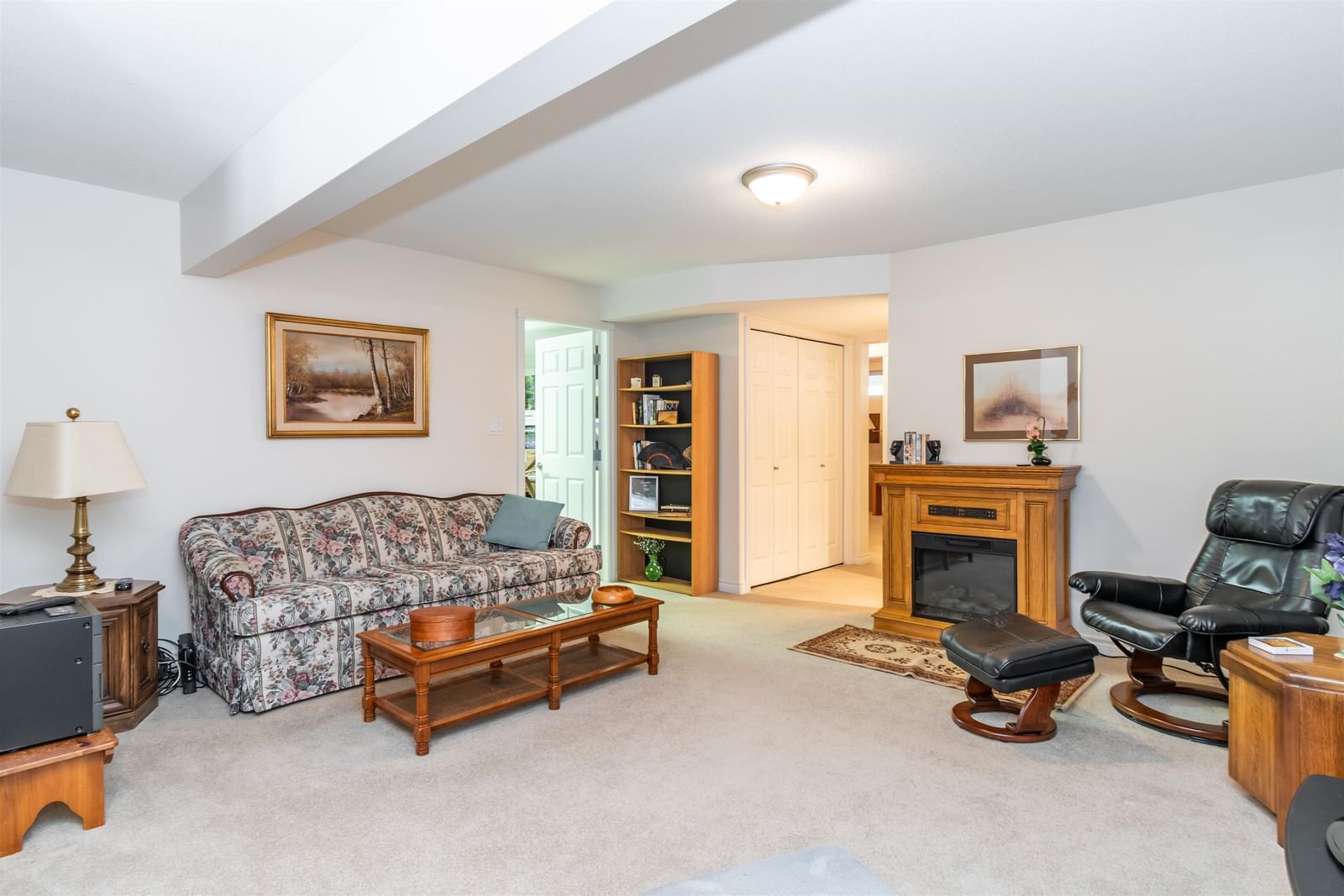 Listing Image 24
