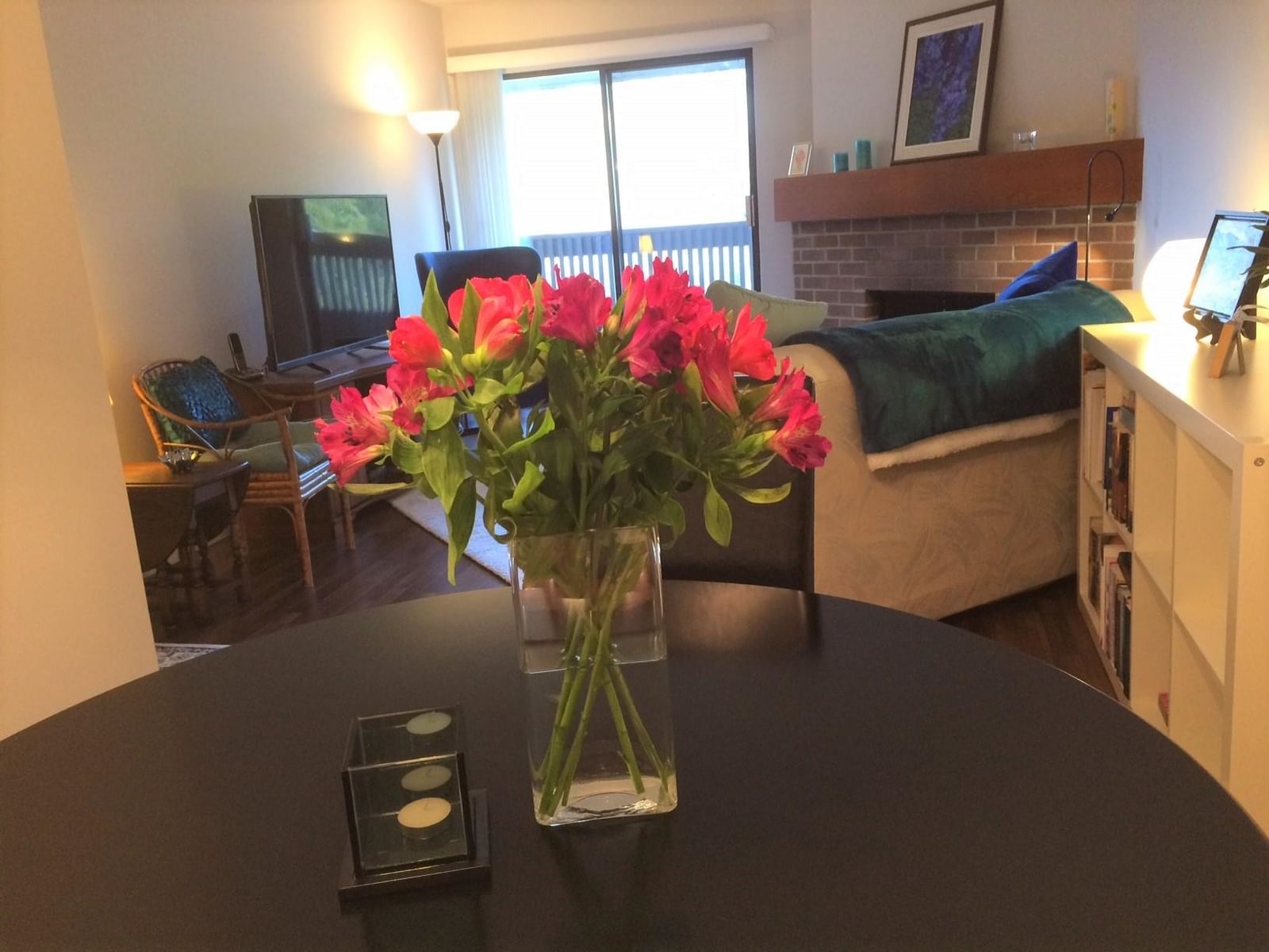 Listing Image 11