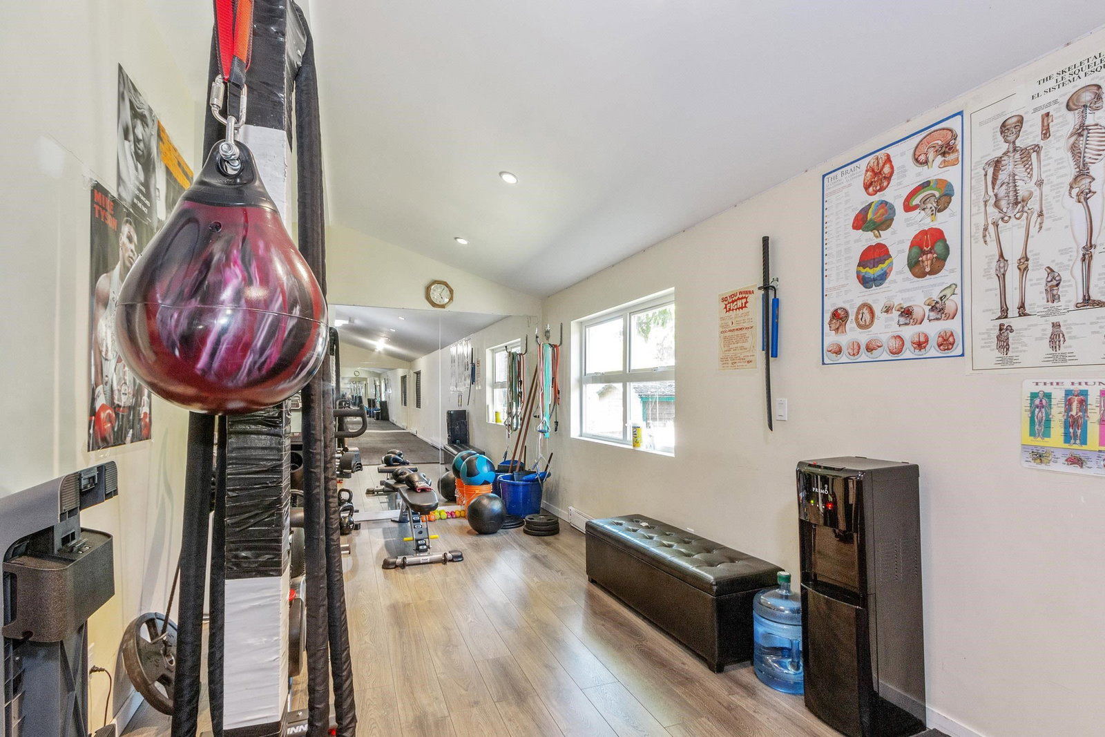 Listing Image 21