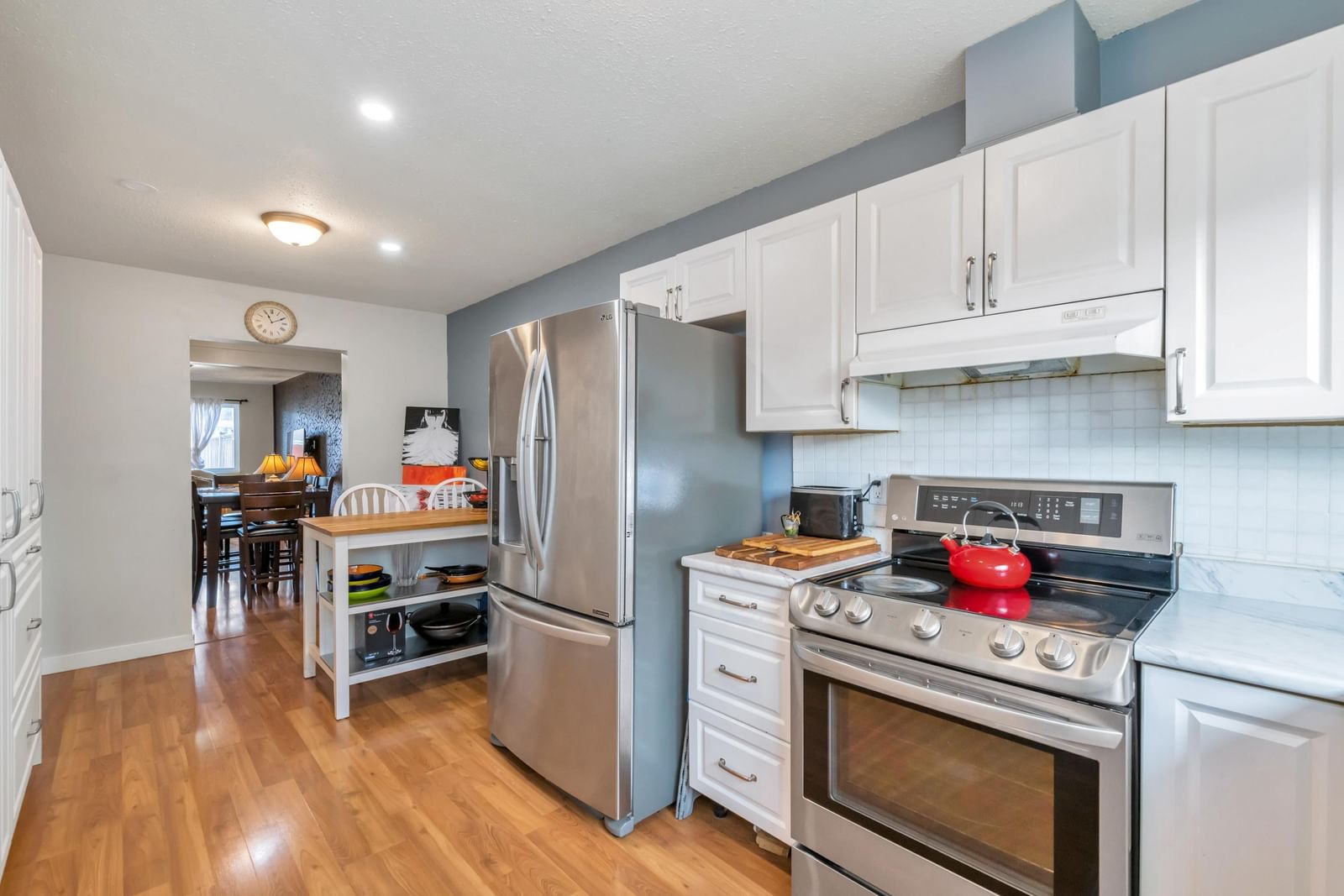 Listing Image 14