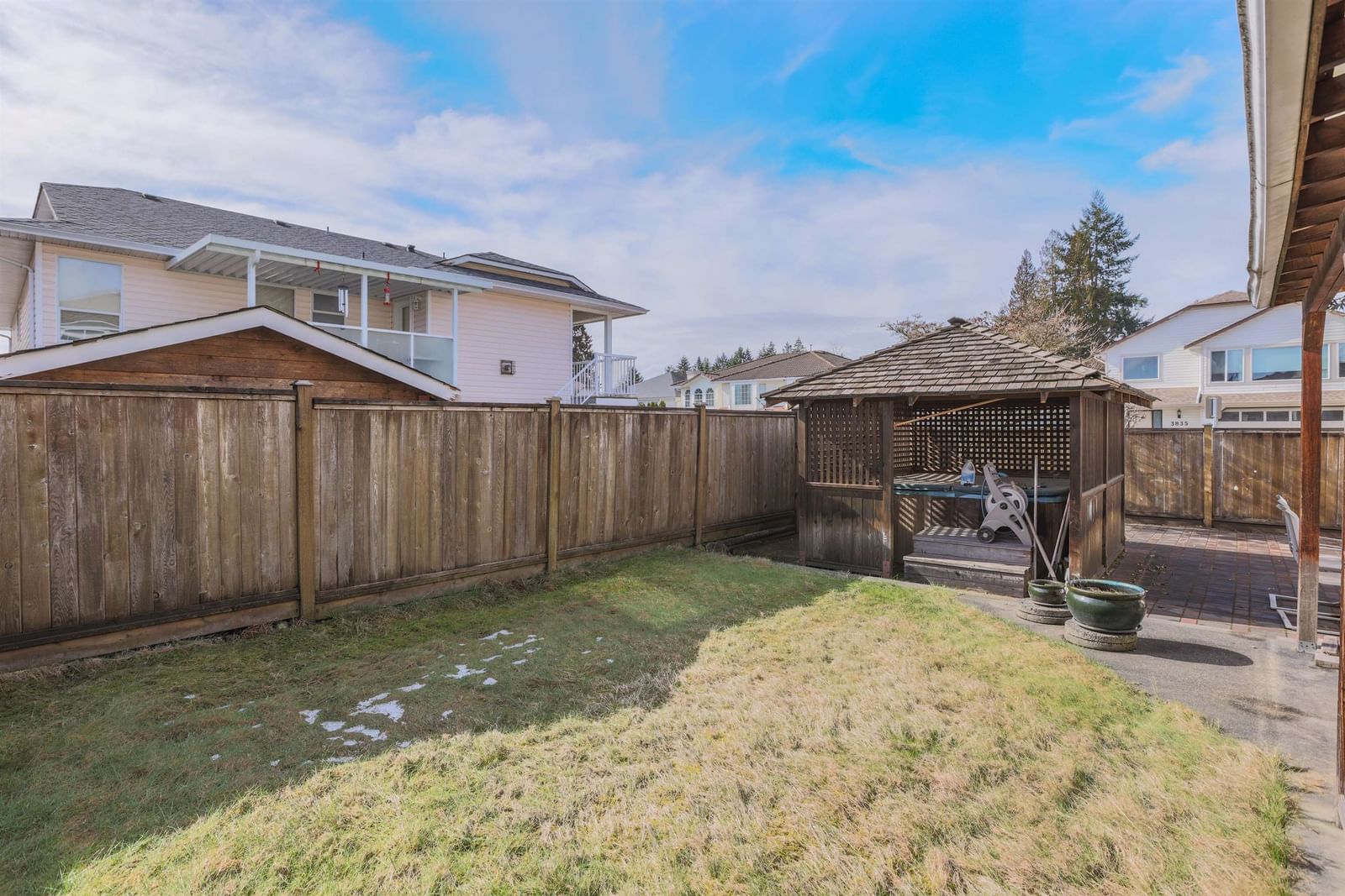 Listing Image 28