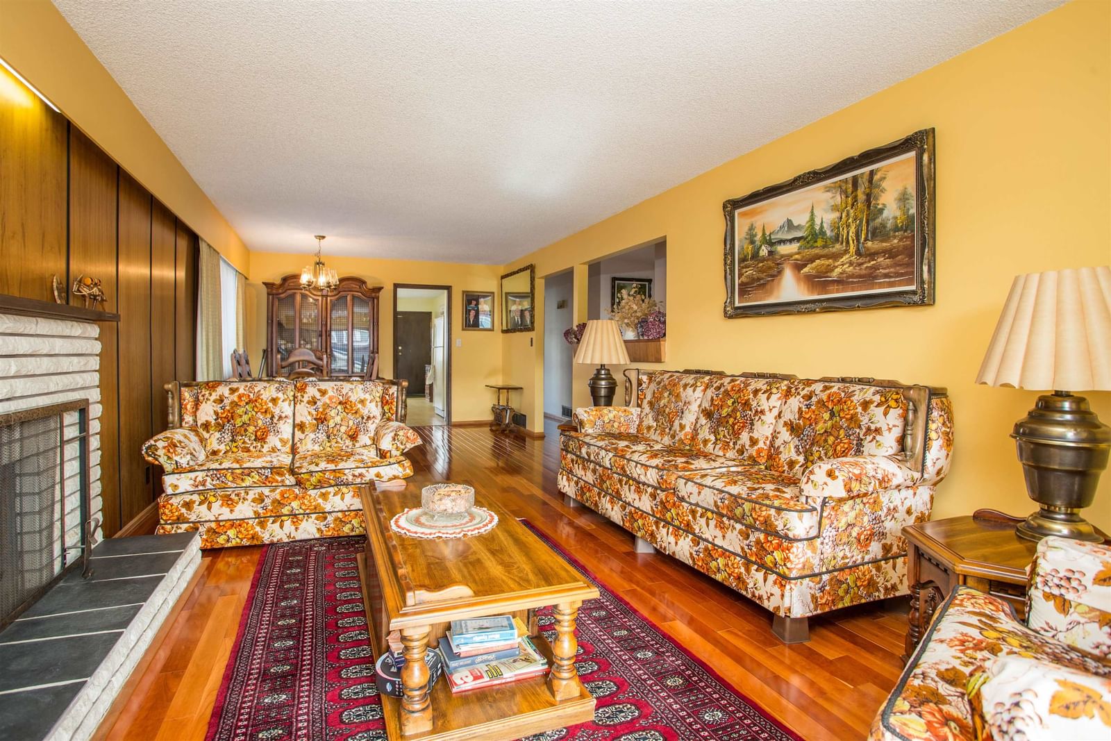 Listing Image 9