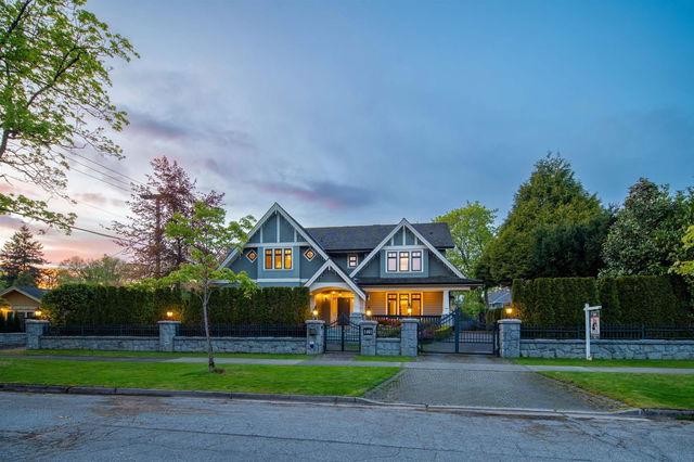 1461 Connaught Drive