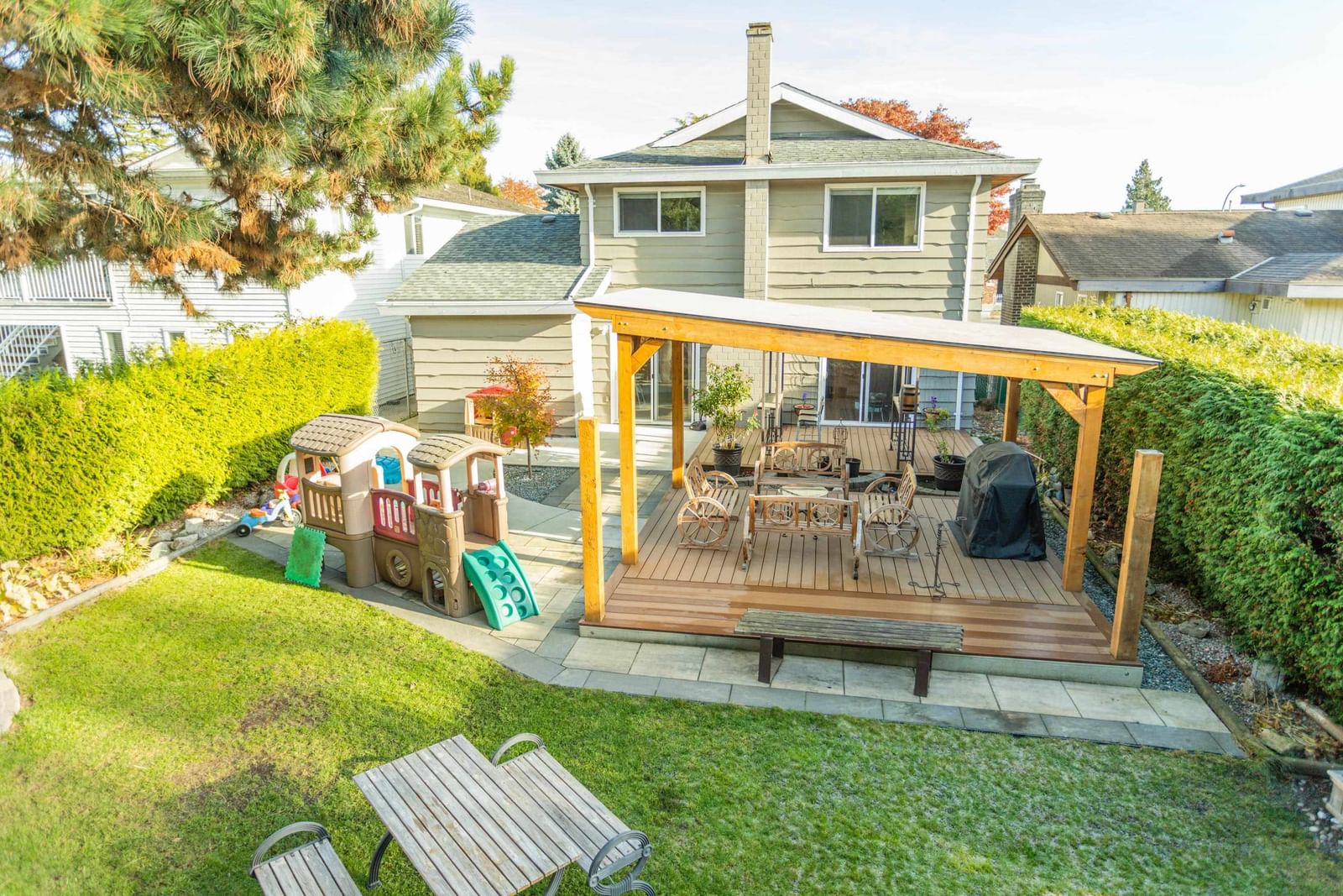 Listing Image 11