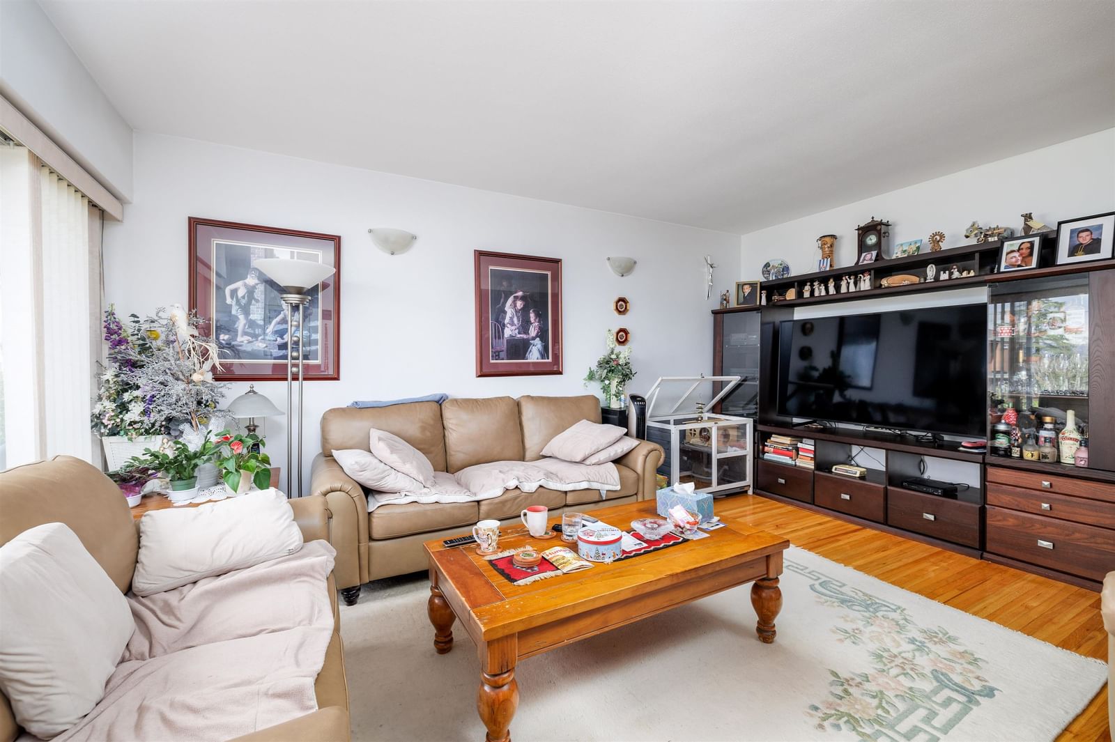 Listing Image 18