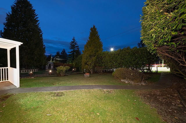 6279 Canada Way