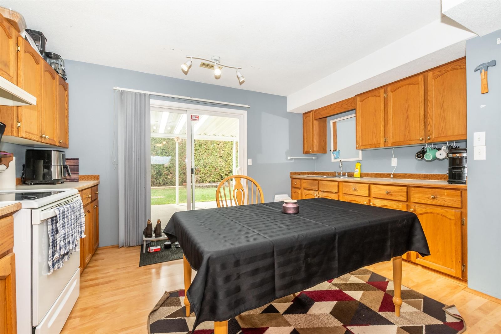Listing Image 23