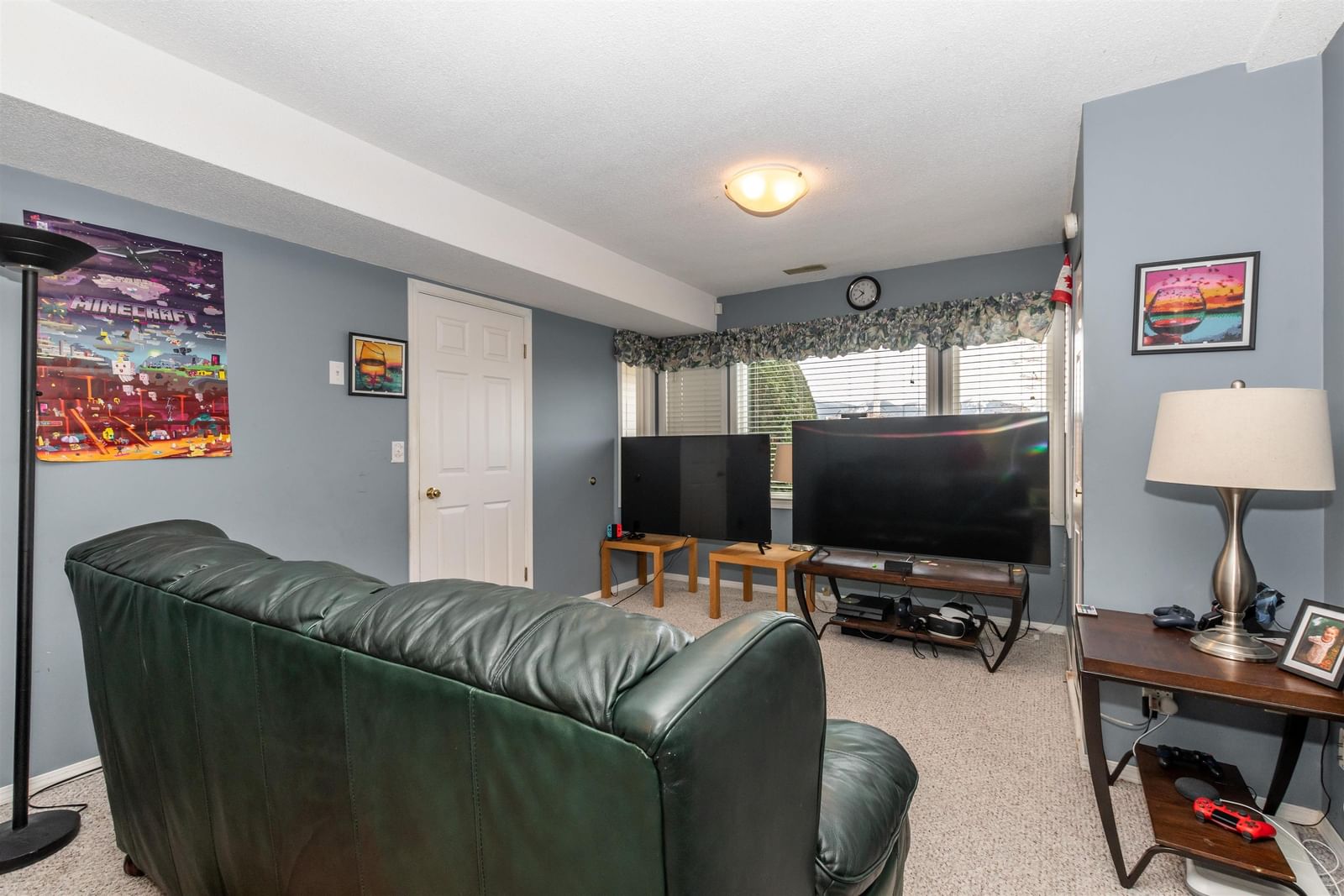 Listing Image 25