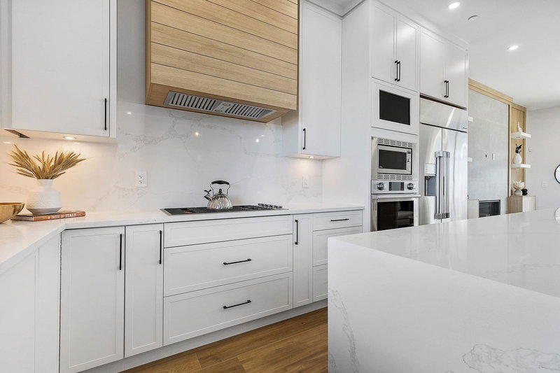 46143 Crestview Drive, Chilliwack, V2R 6G4 | Image 3