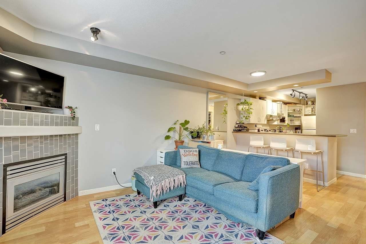 Listing Image 5