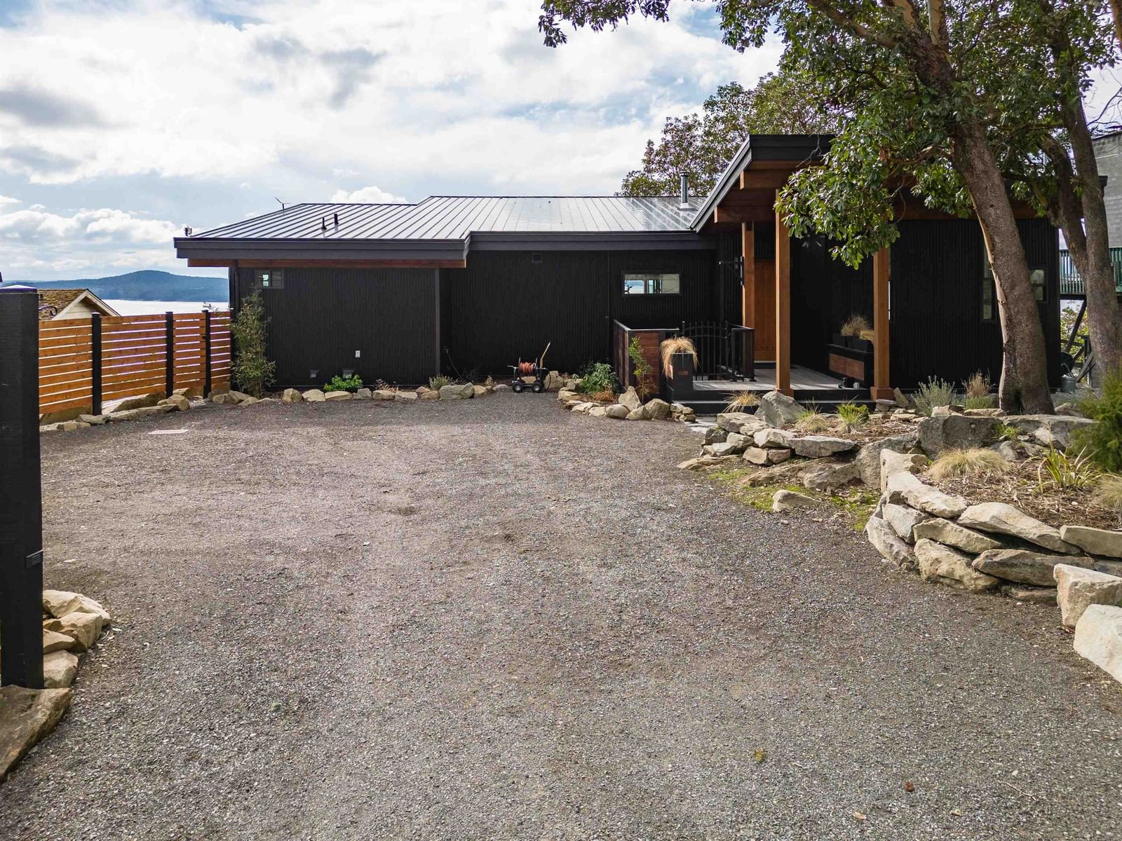 Listing Image 37
