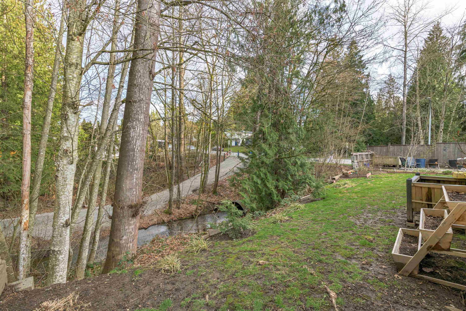 Listing Image 37