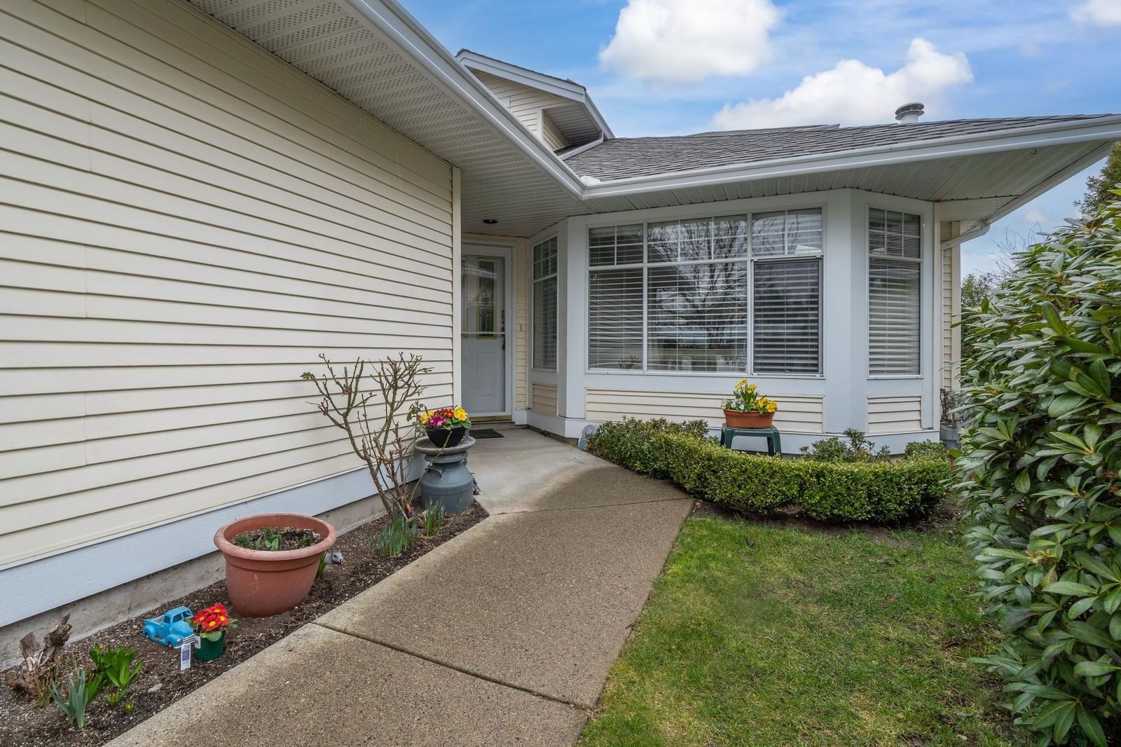 Listing Image 28