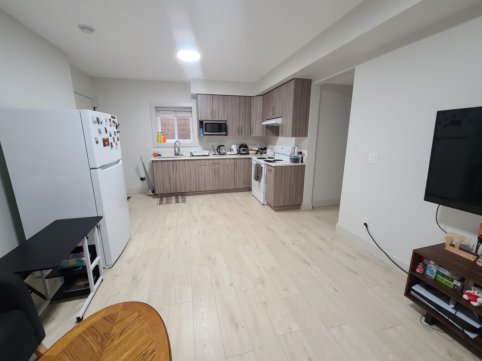Listing Image 24