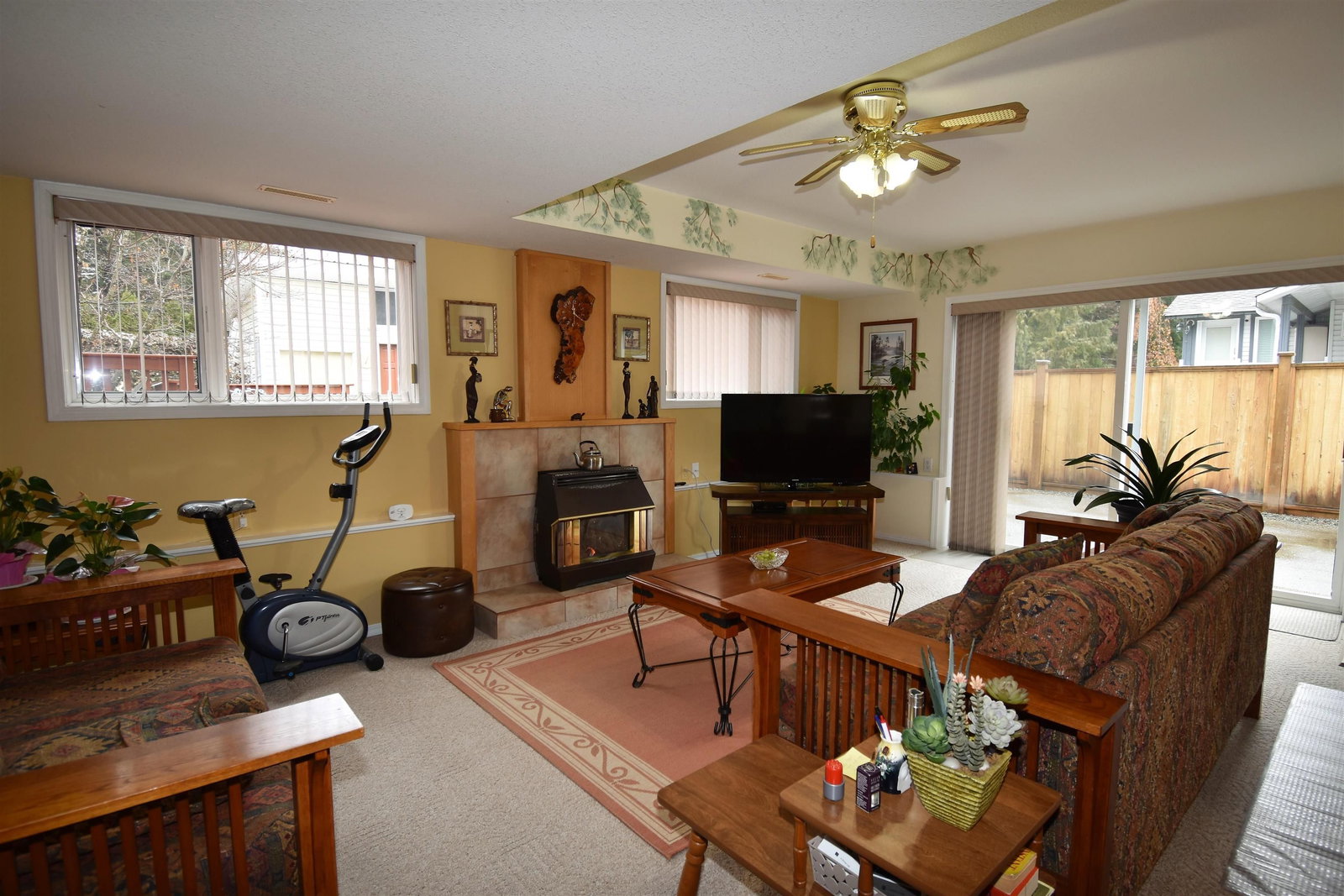 Listing Image 16