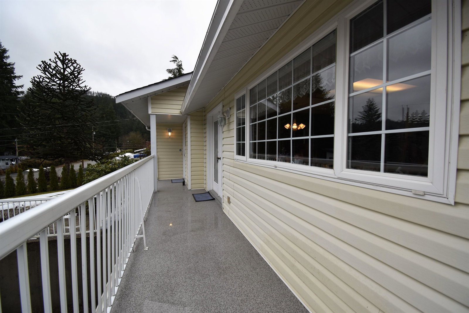 Listing Image 26