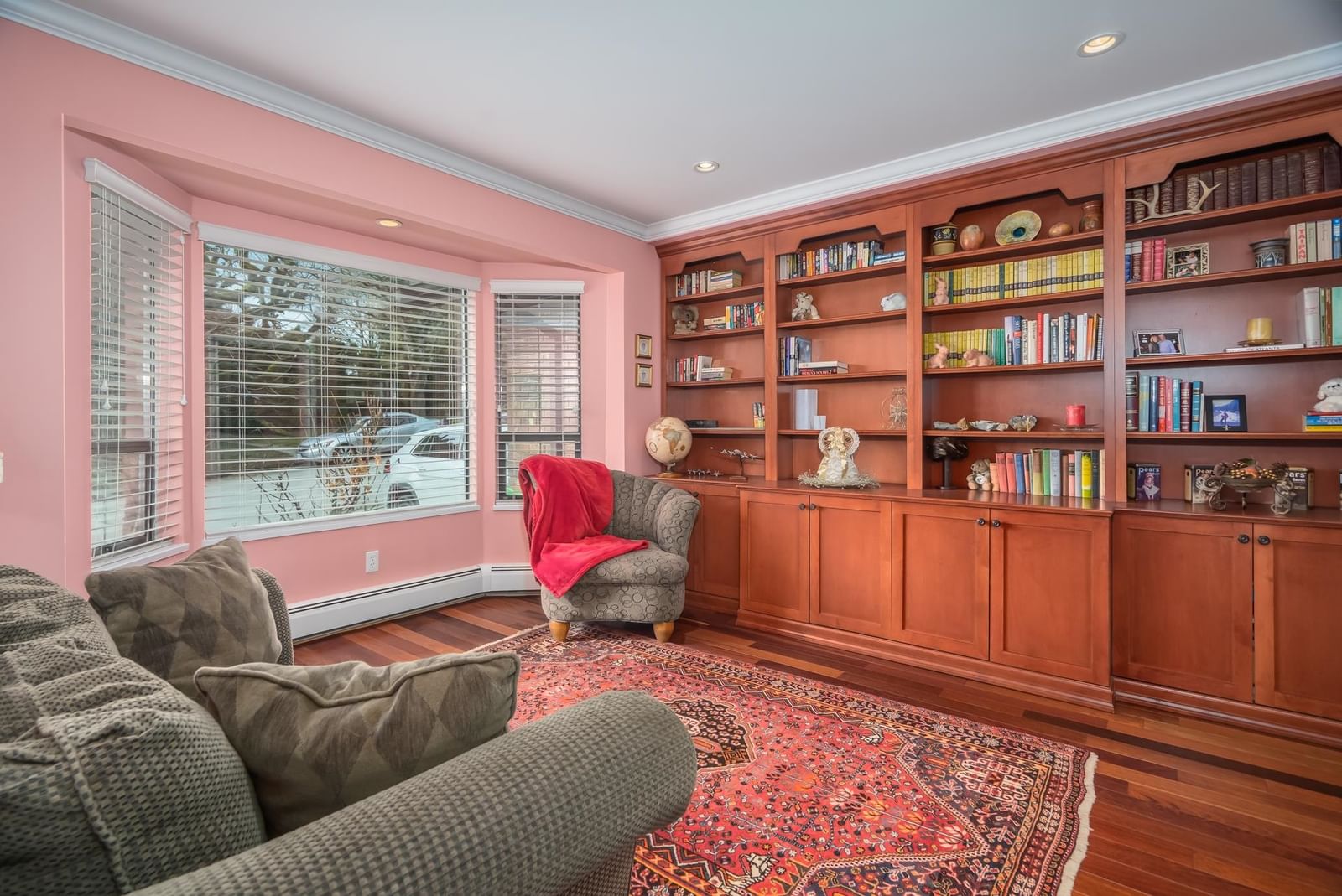 Listing Image 15