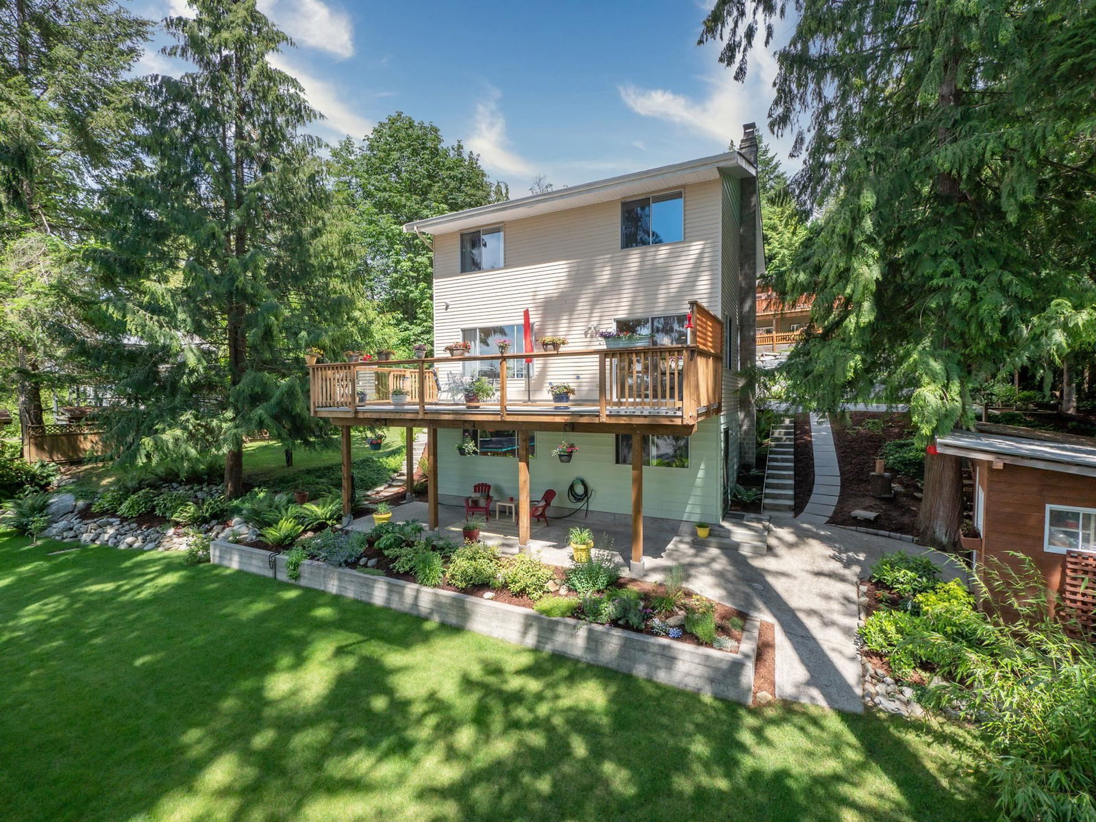 Listing Image 4