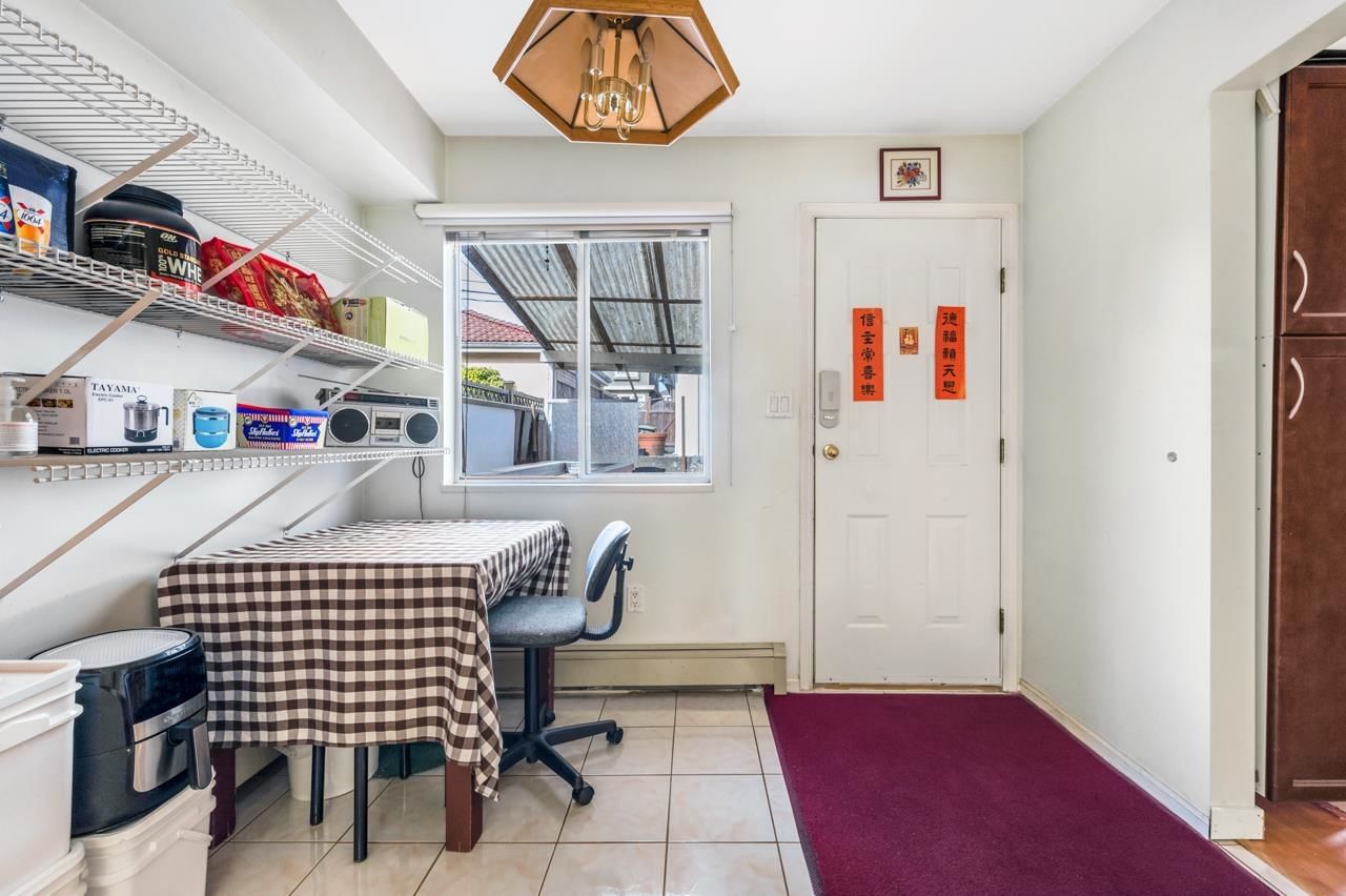 Listing Image 14