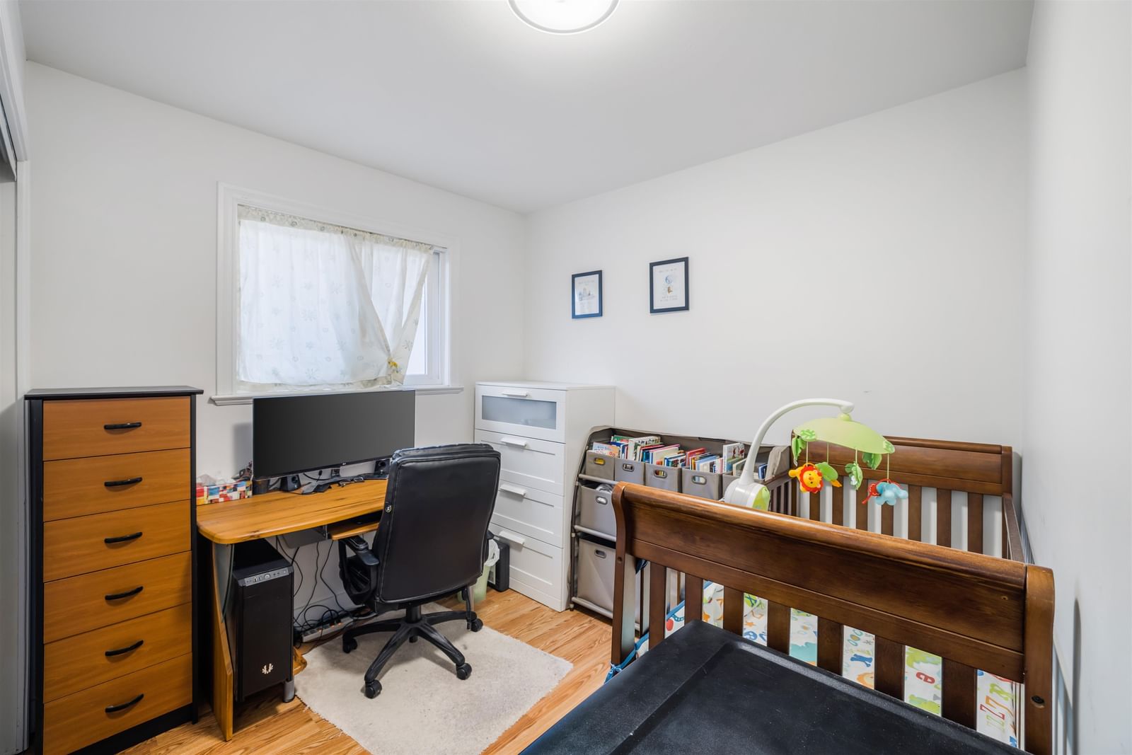 Listing Image 16