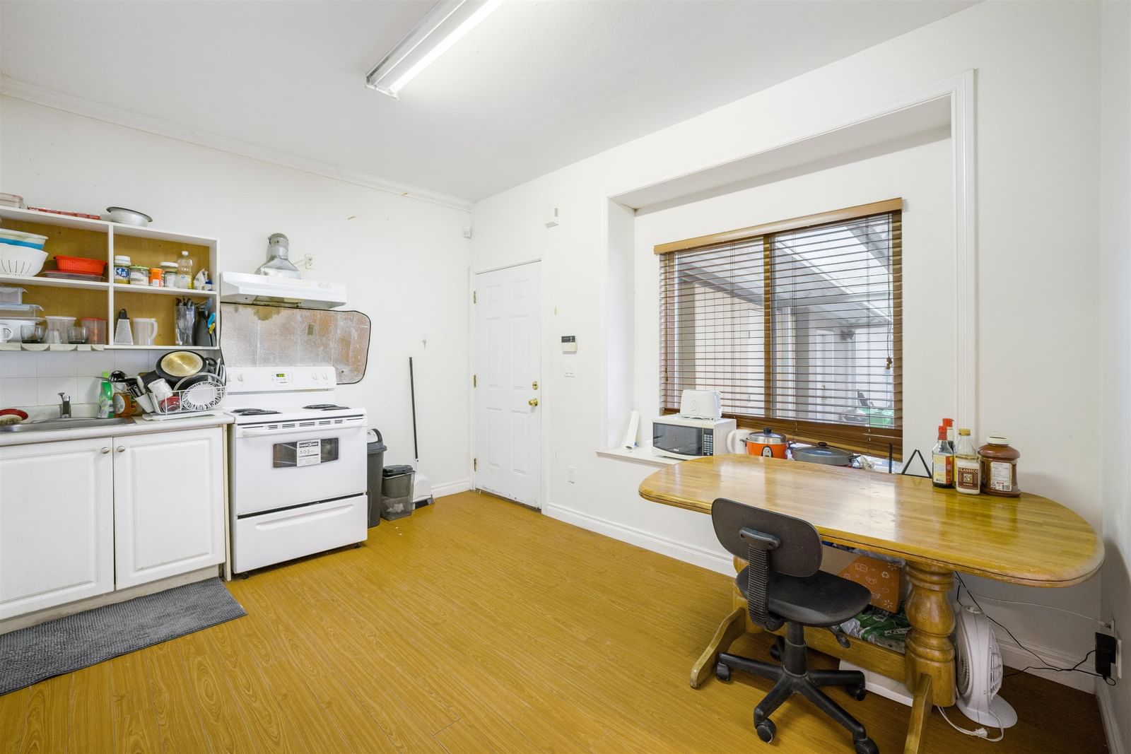 Listing Image 20