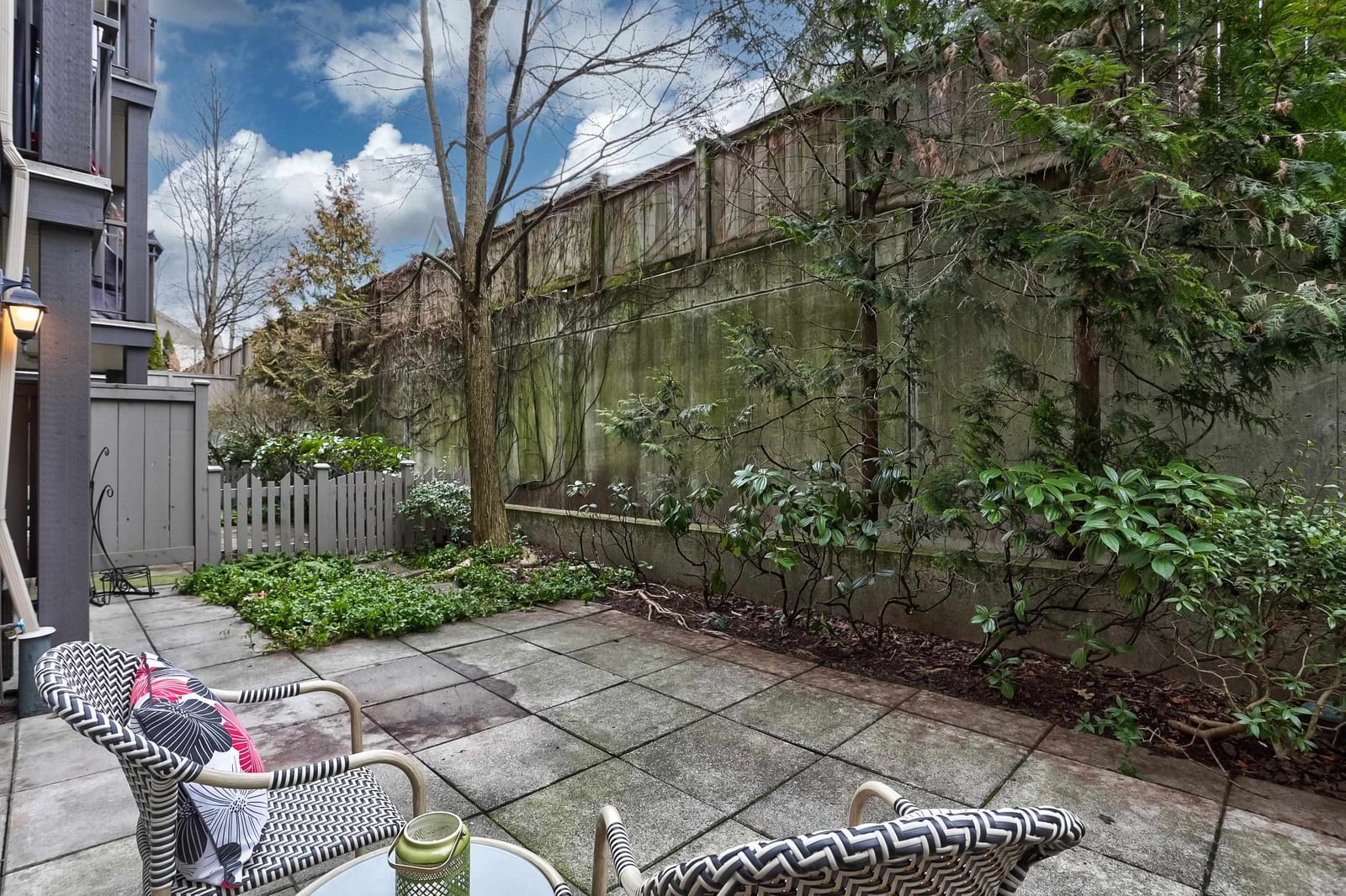 Listing Image 15