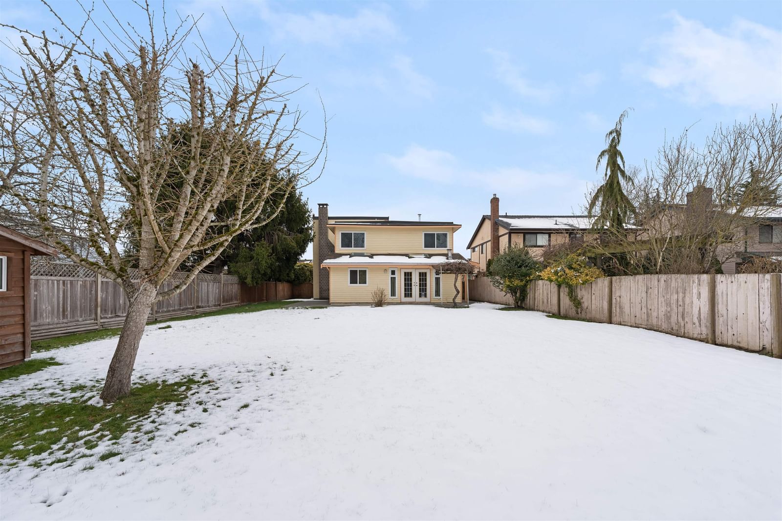 Listing Image 4