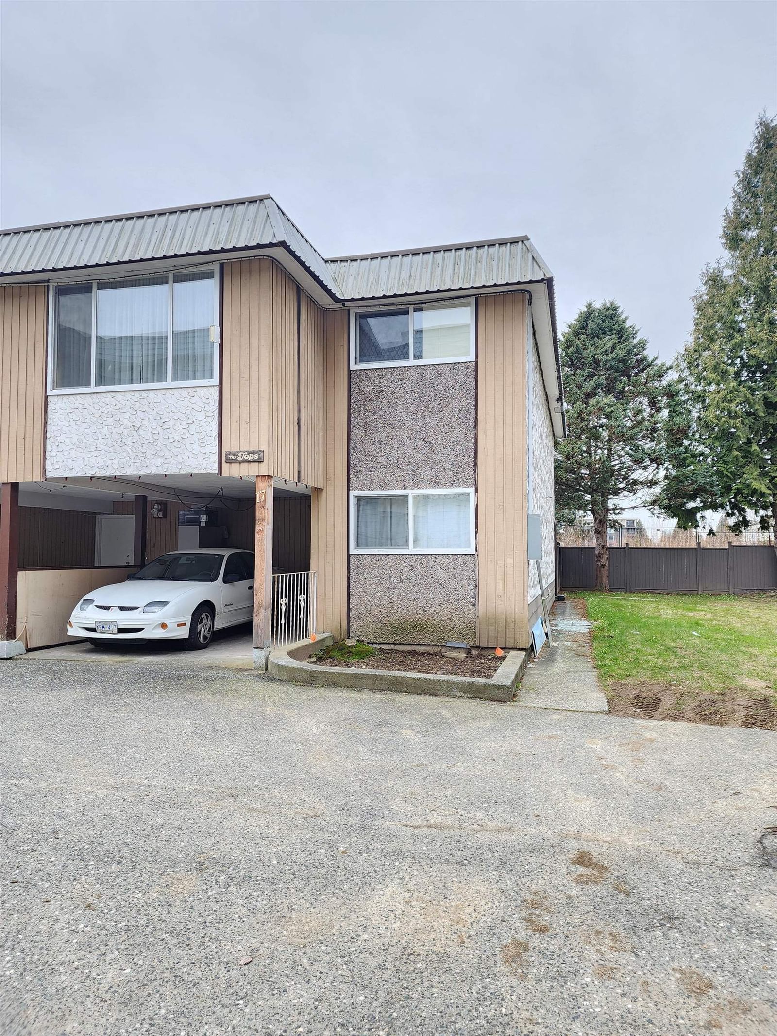Listing Image 1