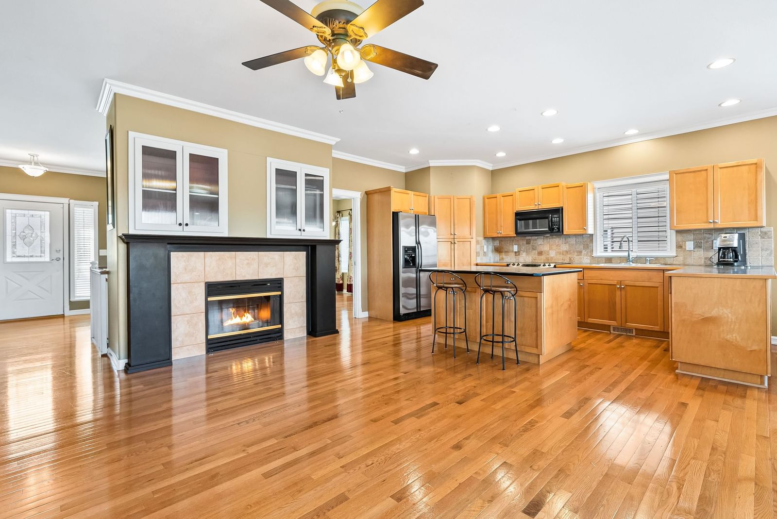 Listing Image 15