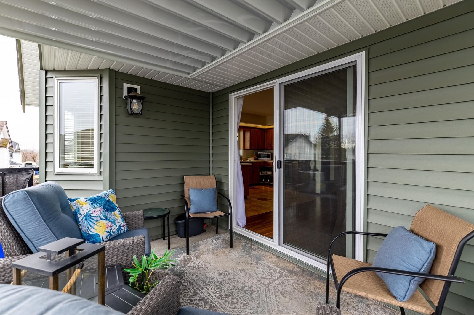 Listing Image 17