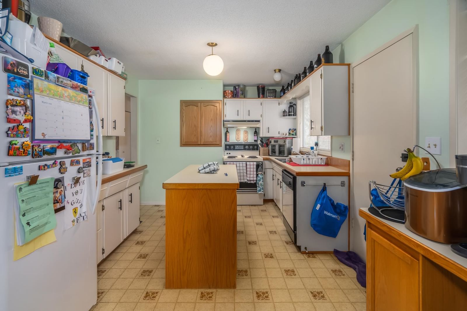Listing Image 14