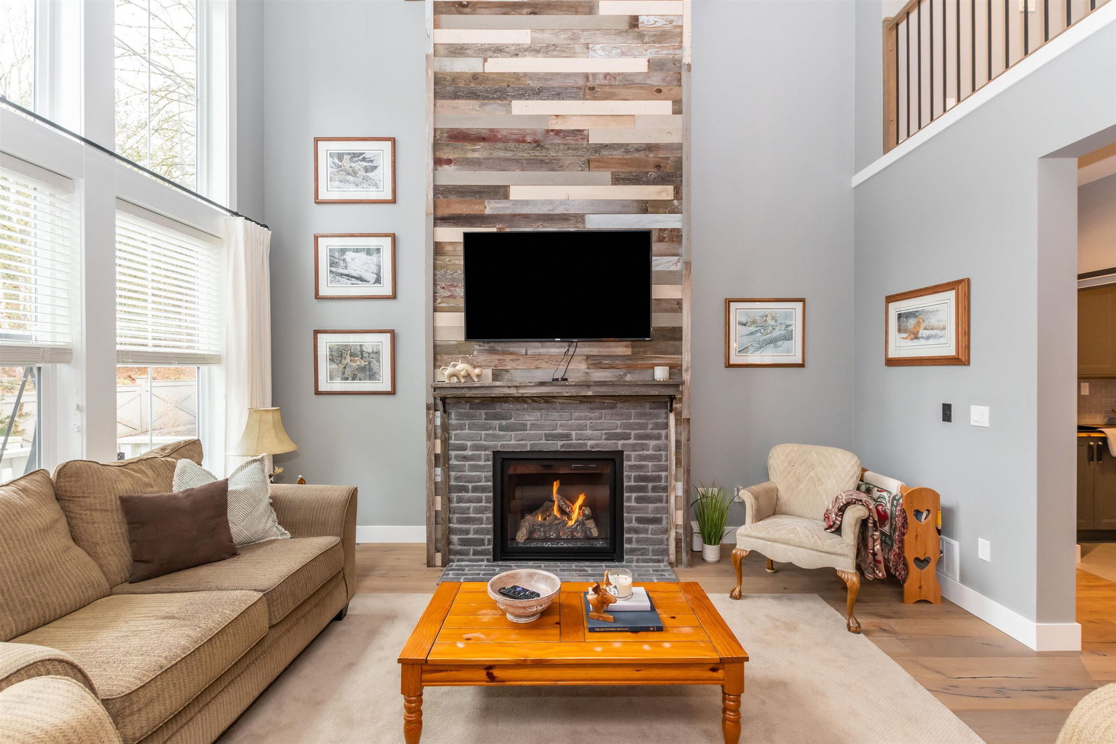 Listing Image 5