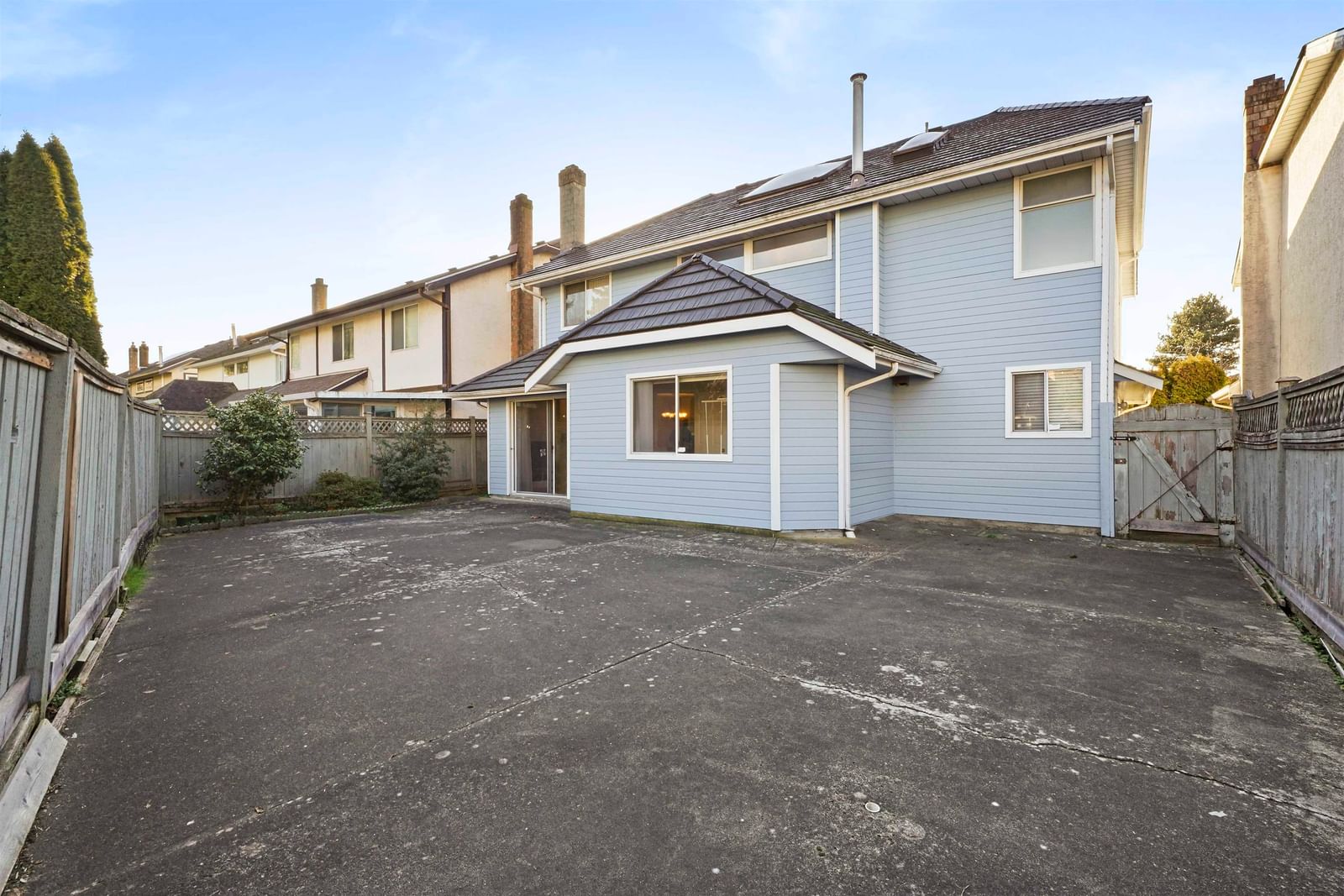 Listing Image 32