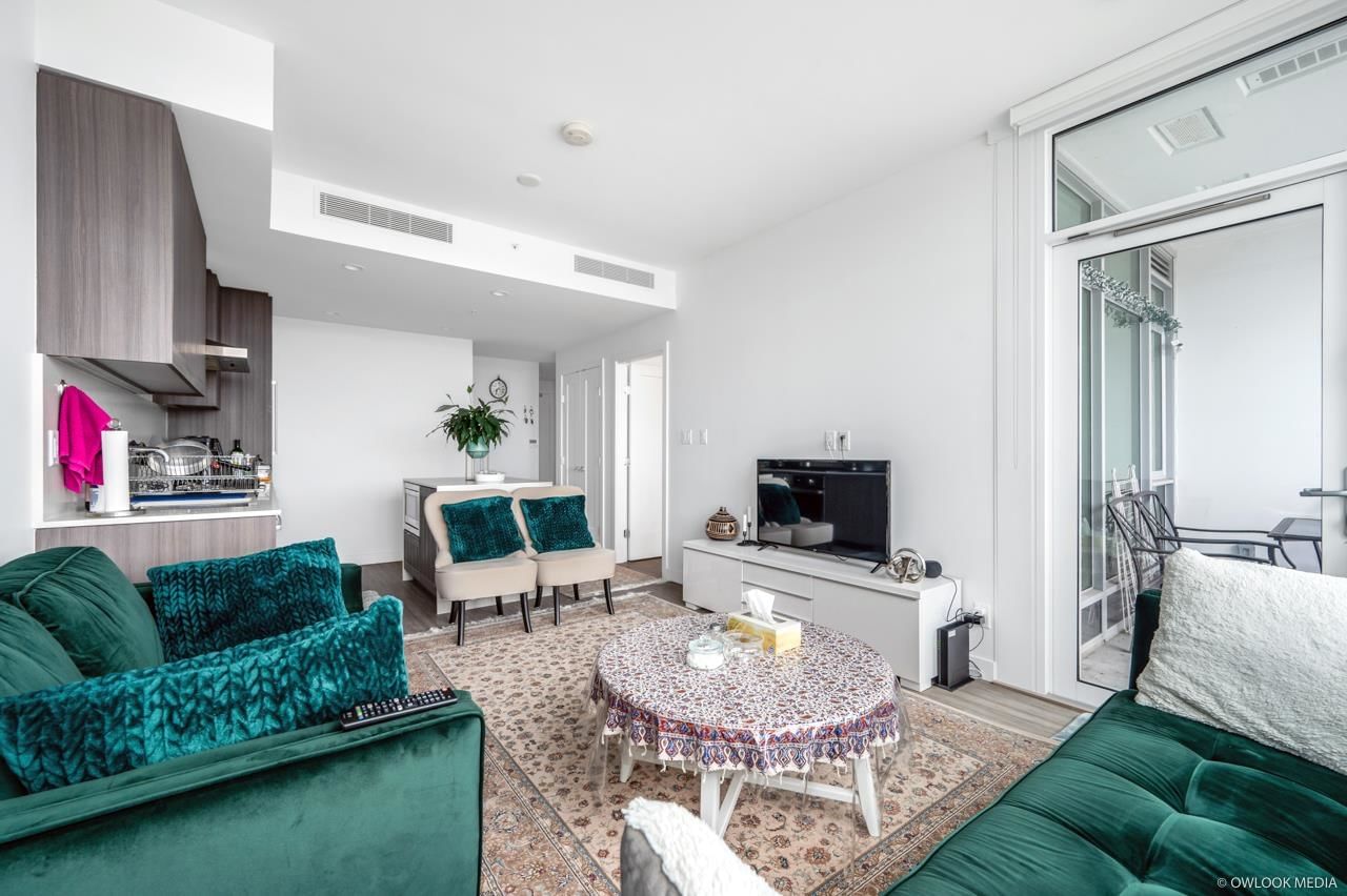 Listing Image 10
