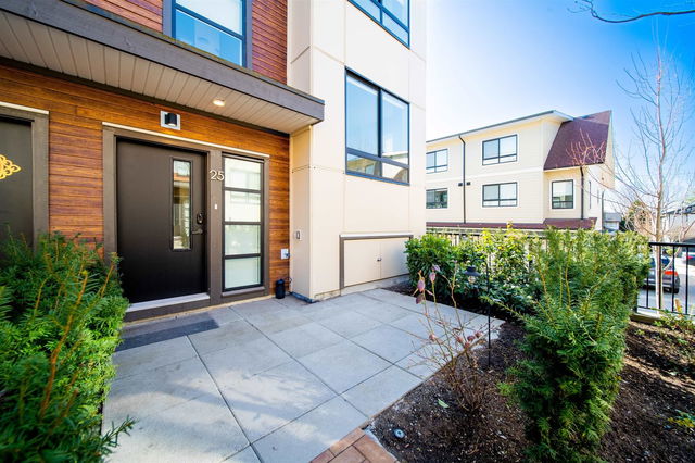 25 - 10233 River Drive