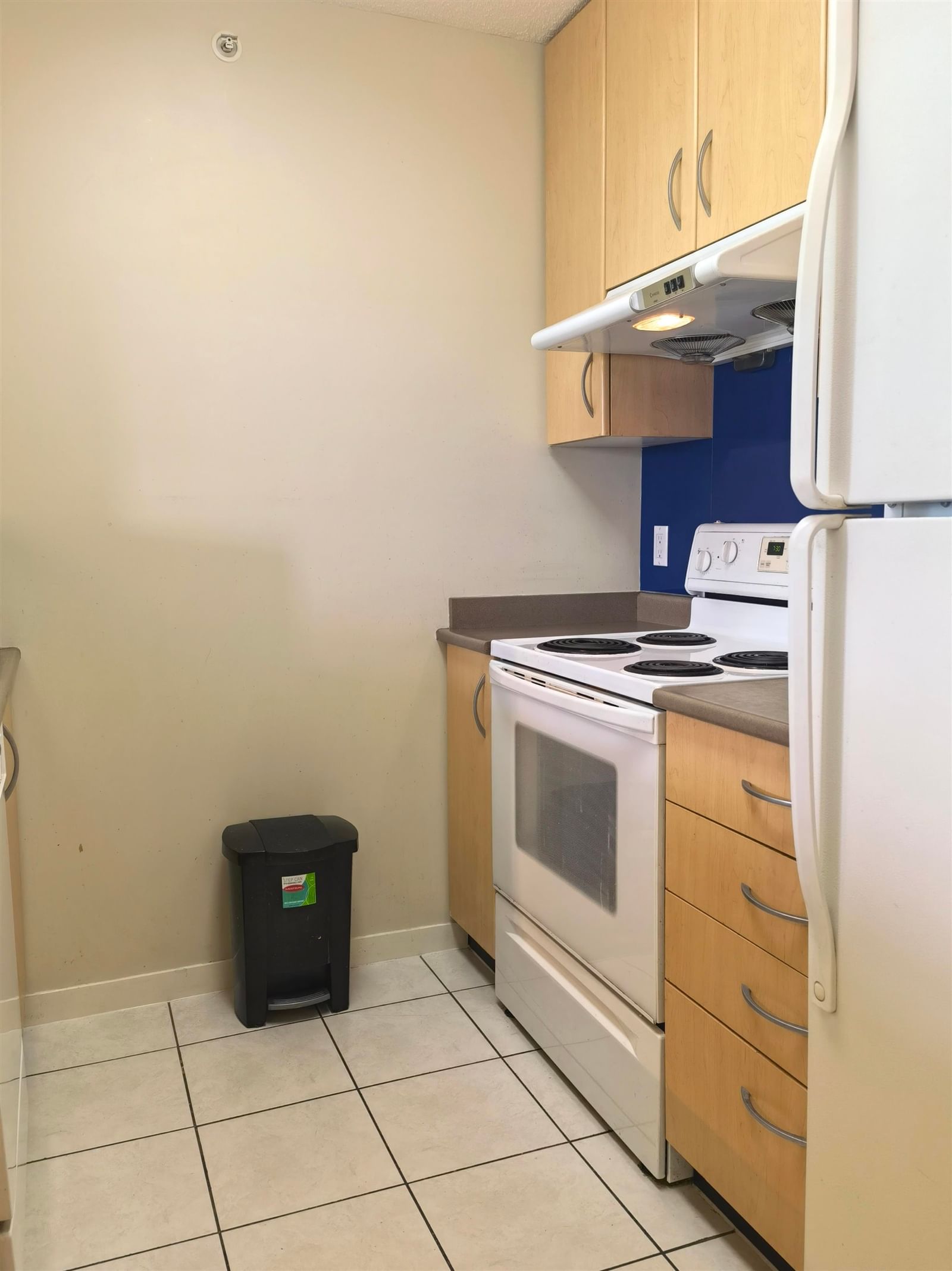 Listing Image 17
