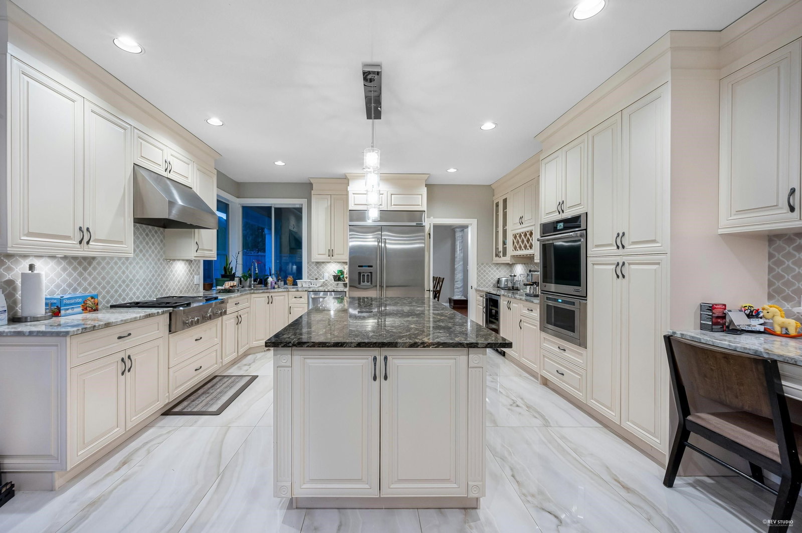 Listing Image 10