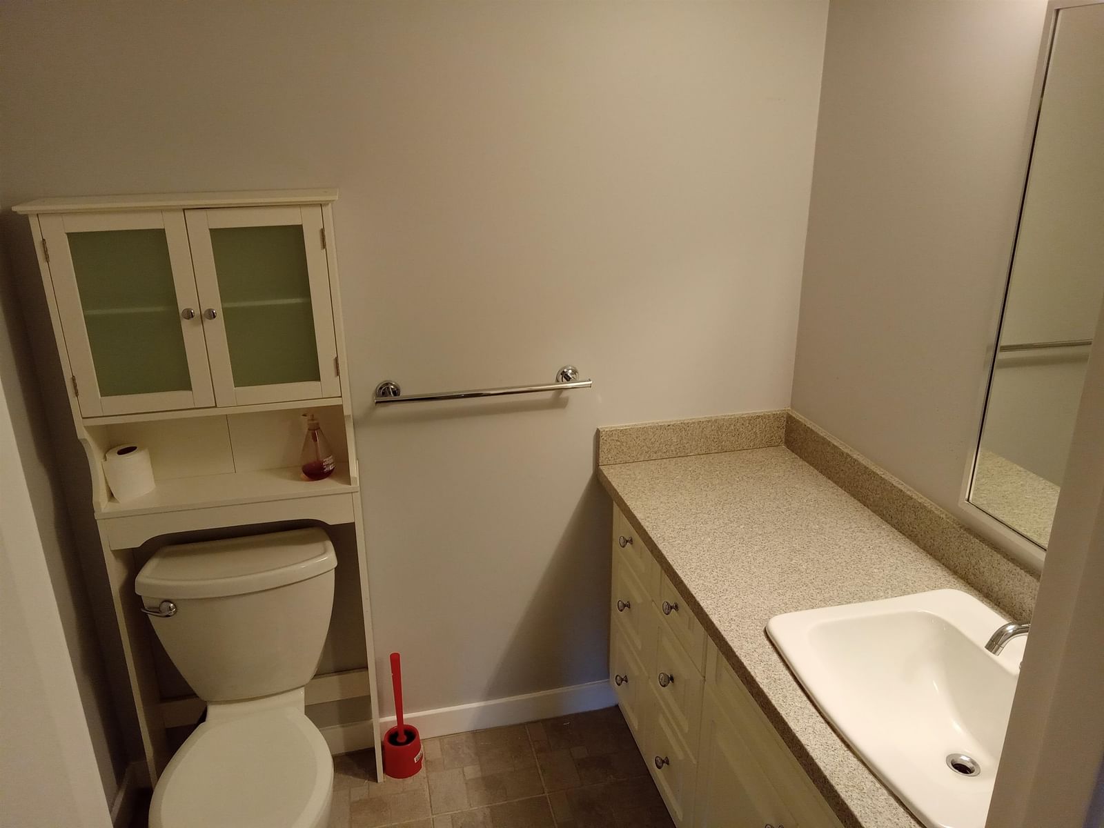 Listing Image 17